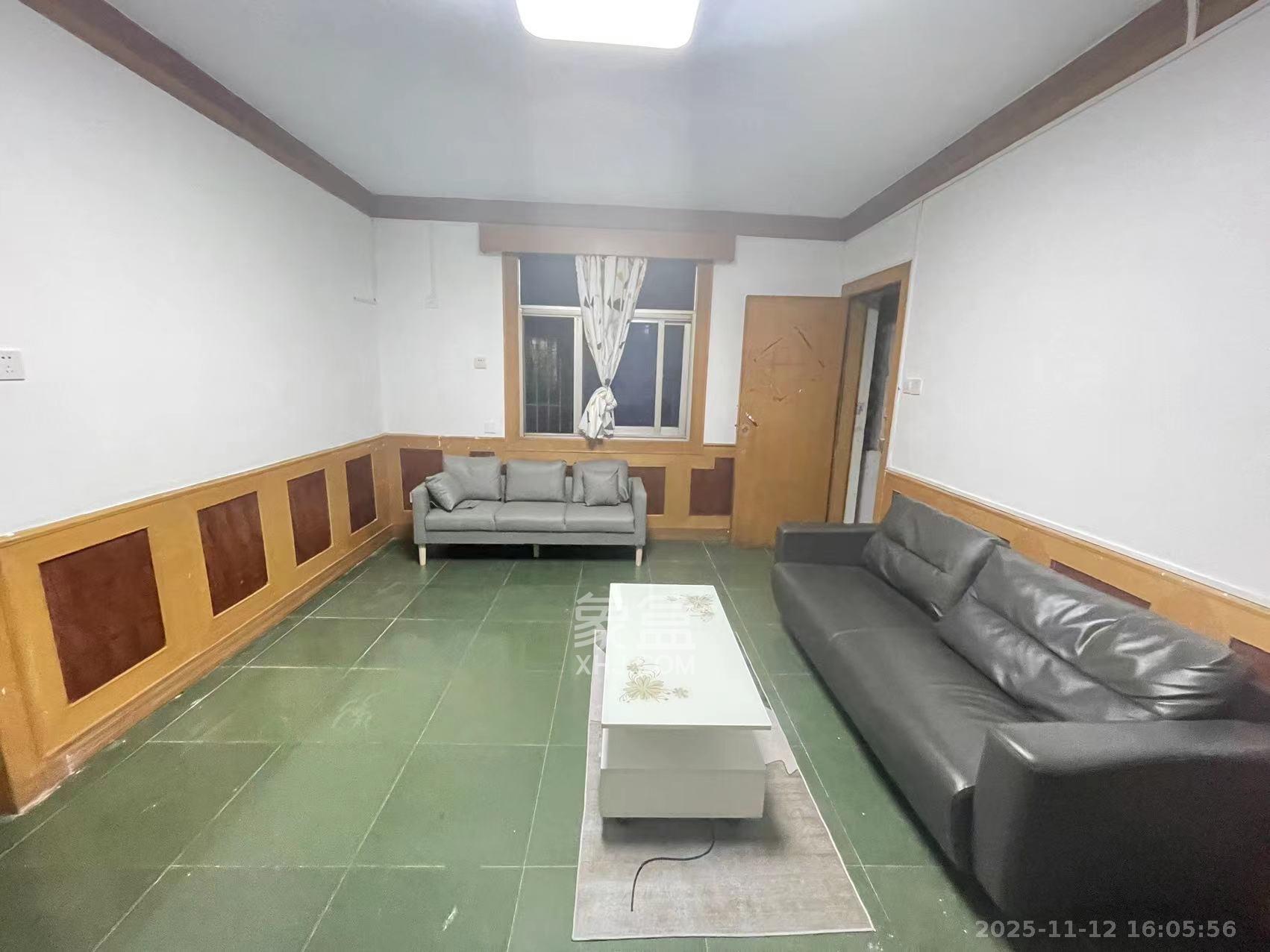 金汇小区  2室1厅1卫    1980.0元/月室内图