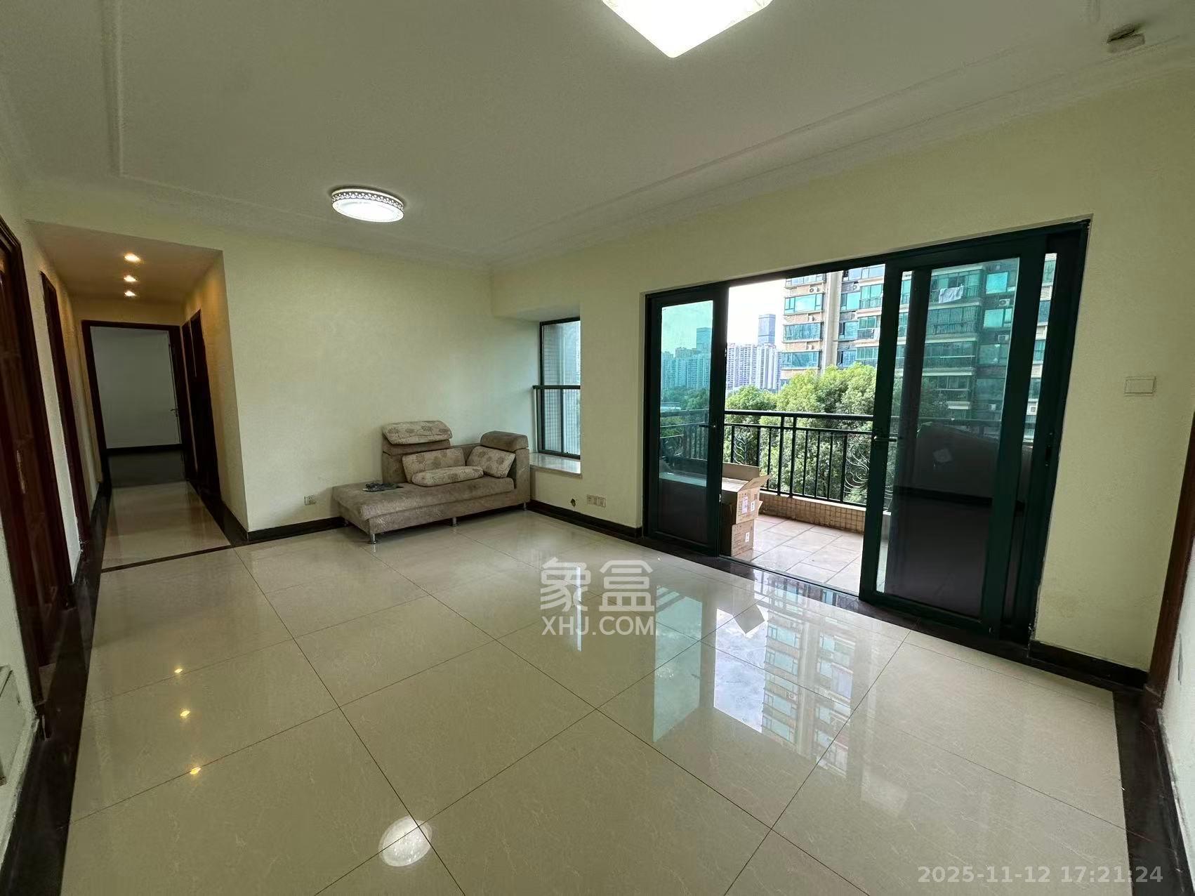 恒大绿洲  3室2厅2卫    2600.0元/月