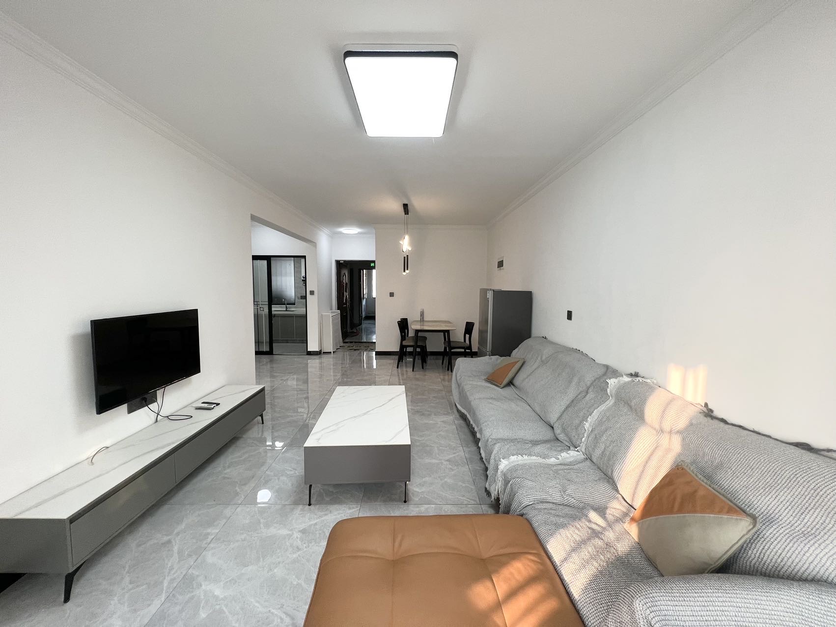 东合新苑 2室2厅1卫 2000.0元/月 东合新苑 2室2厅1卫 2000.0元/月户型图