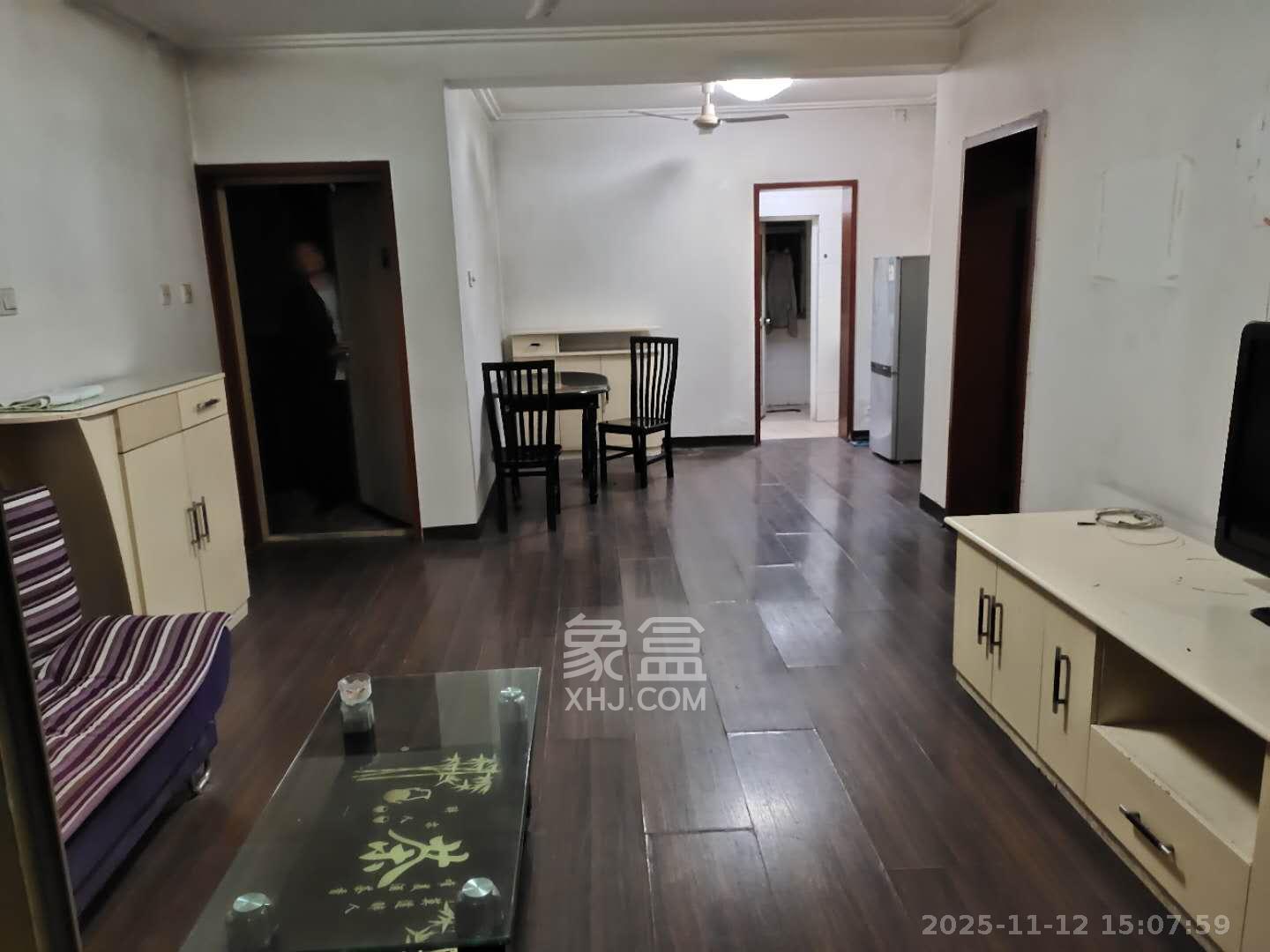 新世纪家园  2室2厅1卫    1800.0元/月室内图