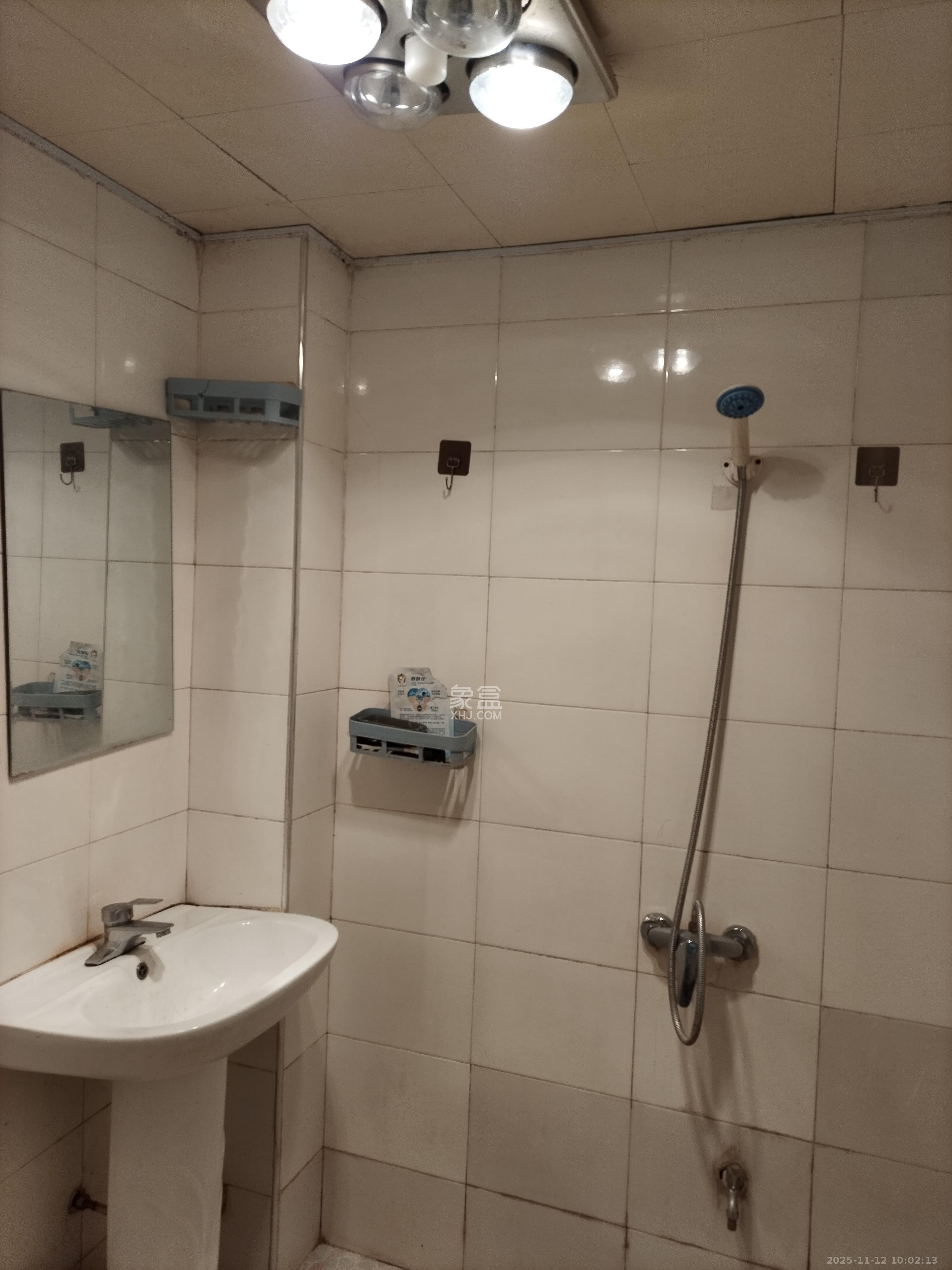 五一新村安置小区（永定社区、永兴社区、永祥社区）  2室1厅1卫    1300.0元/月室内图