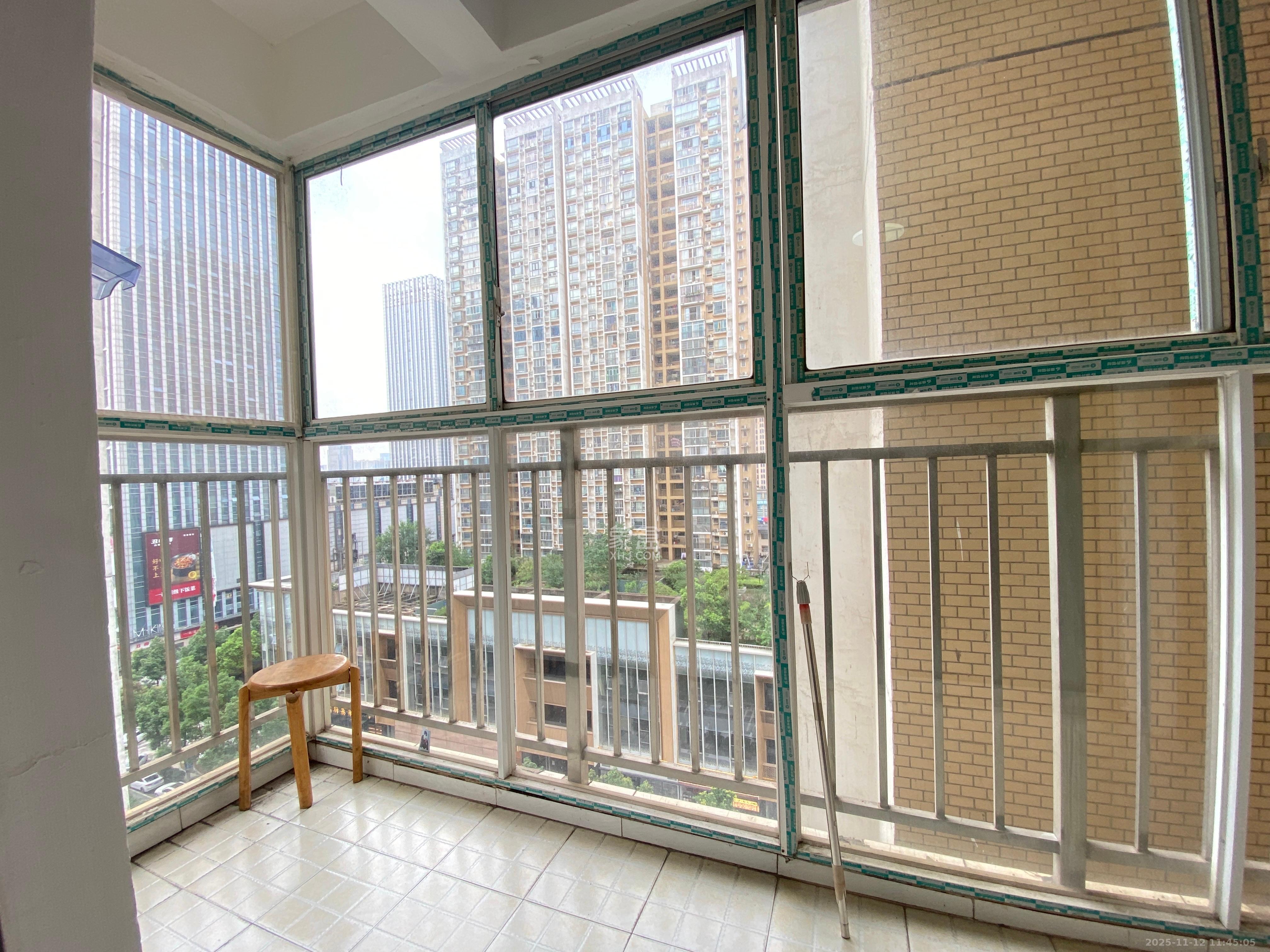 凯通国际城（凯通朝庭）  2室1厅1卫    2100.0元/月室内图