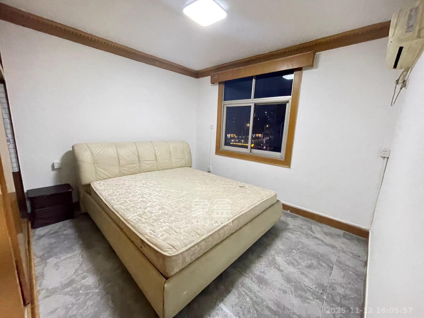 金汇小区  2室1厅1卫    1980.0元/月室内图