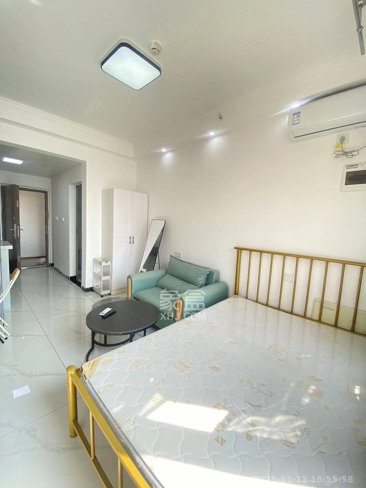 保利香槟国际  1室1厅1卫    1200.0元/月室内图