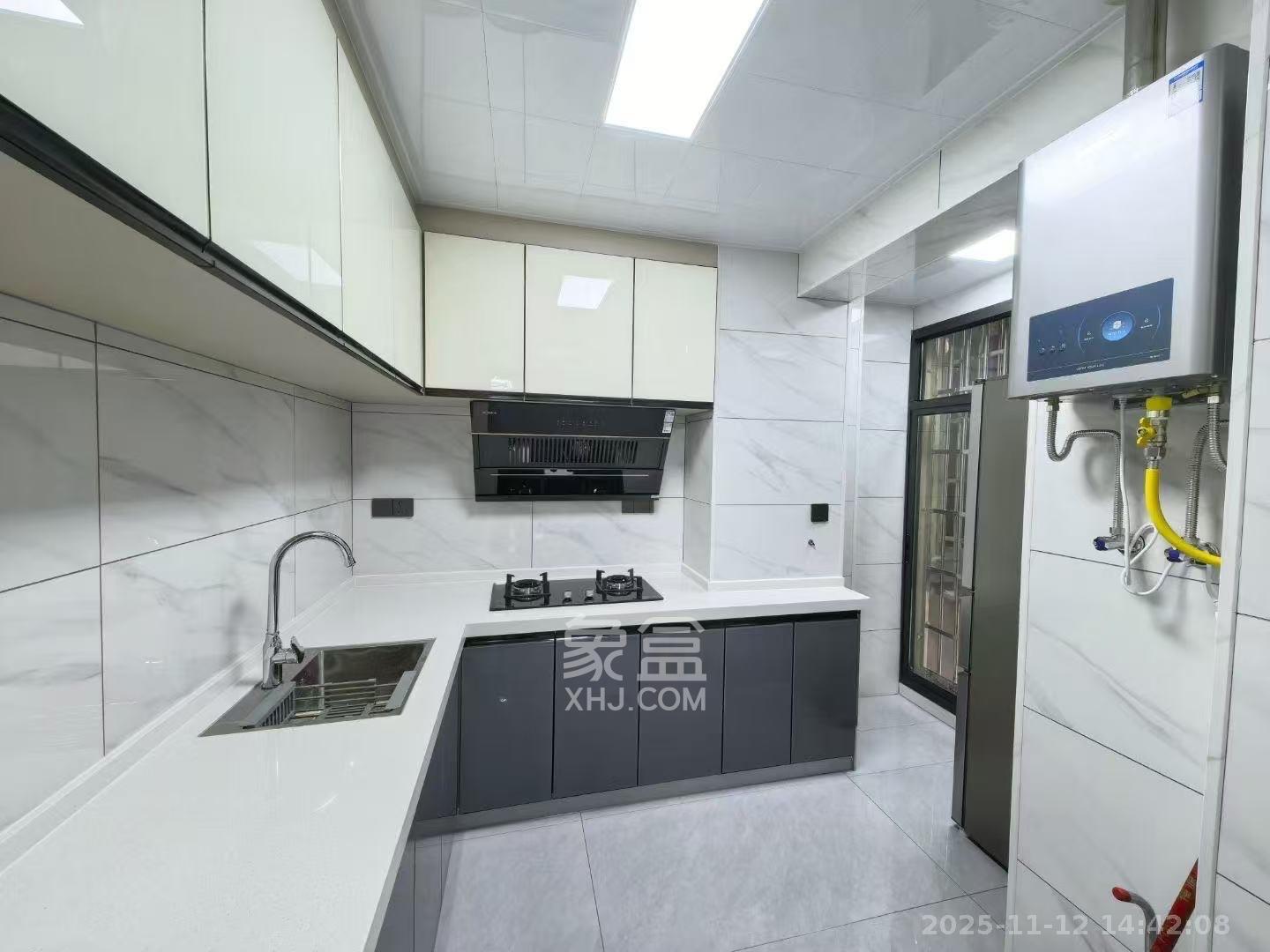 和润园三期  2室1厅1卫    2300.0元/月室内图