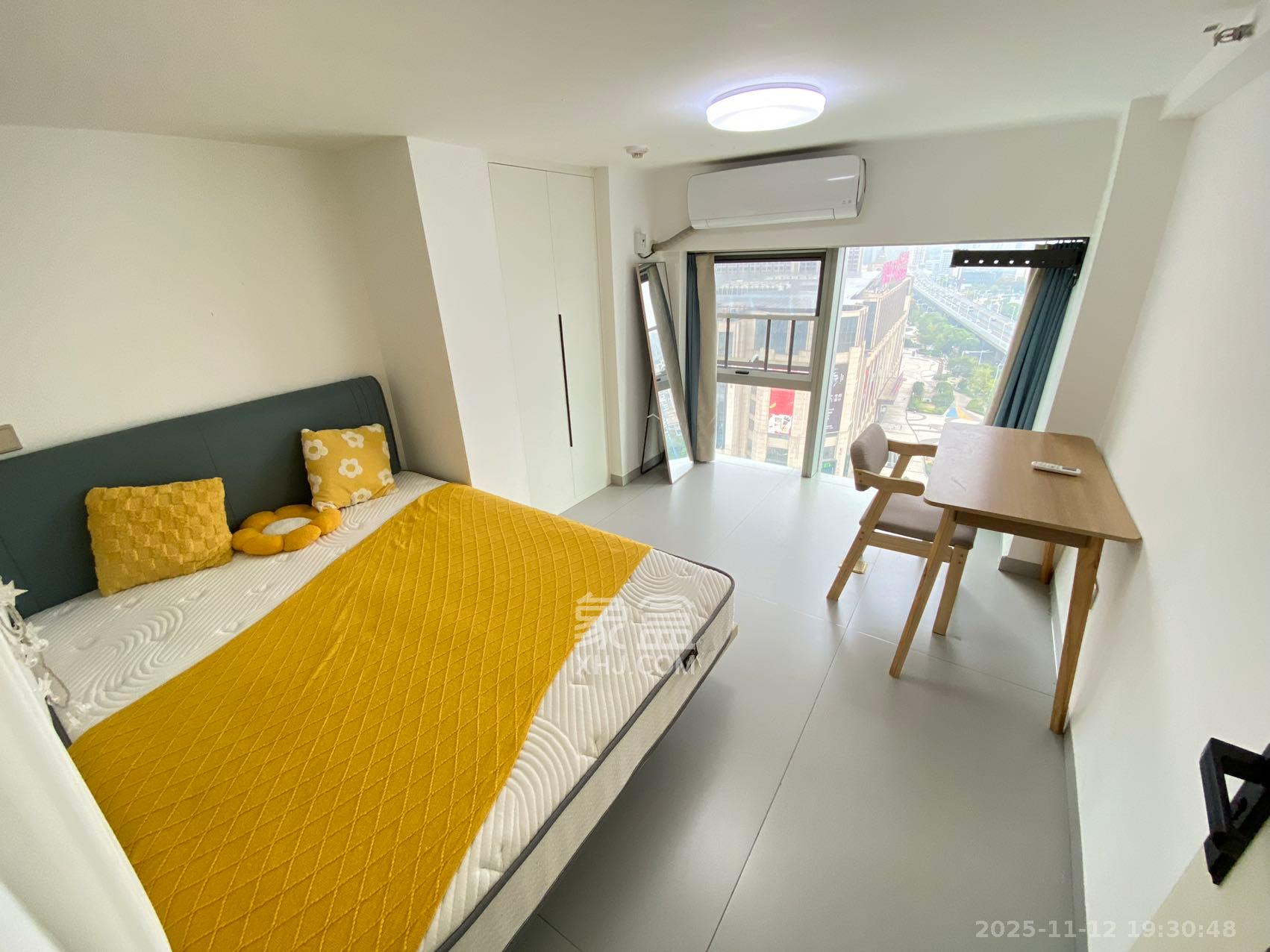 卓越伊景寓 2室1厅1卫 2200.0元/月 卓越伊景寓 2室1厅1卫 2200.0元/月室内图