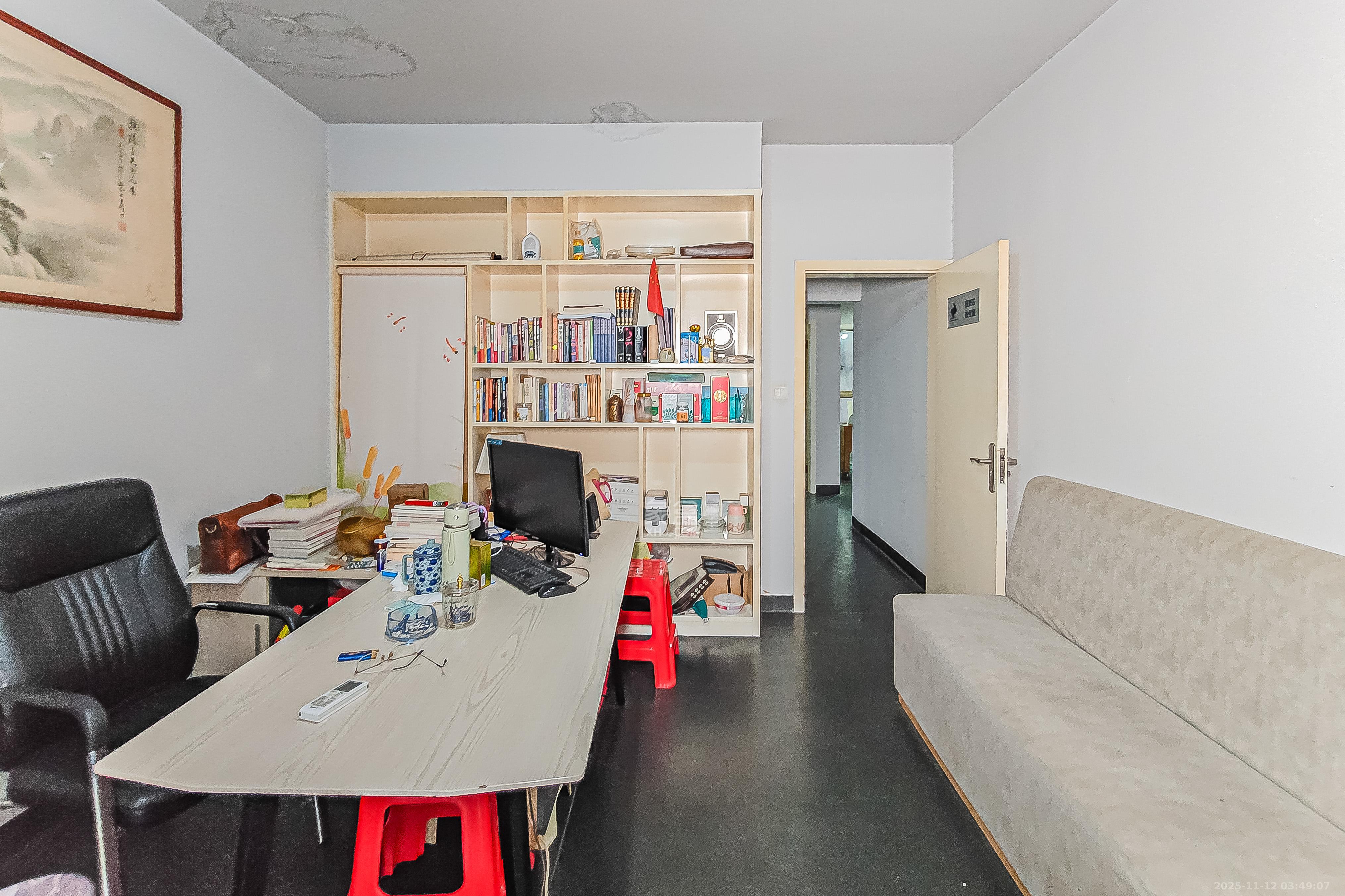 中域蓉城 4室2厅2卫 150.0万 中域蓉城 4室2厅2卫 150.0万卧室