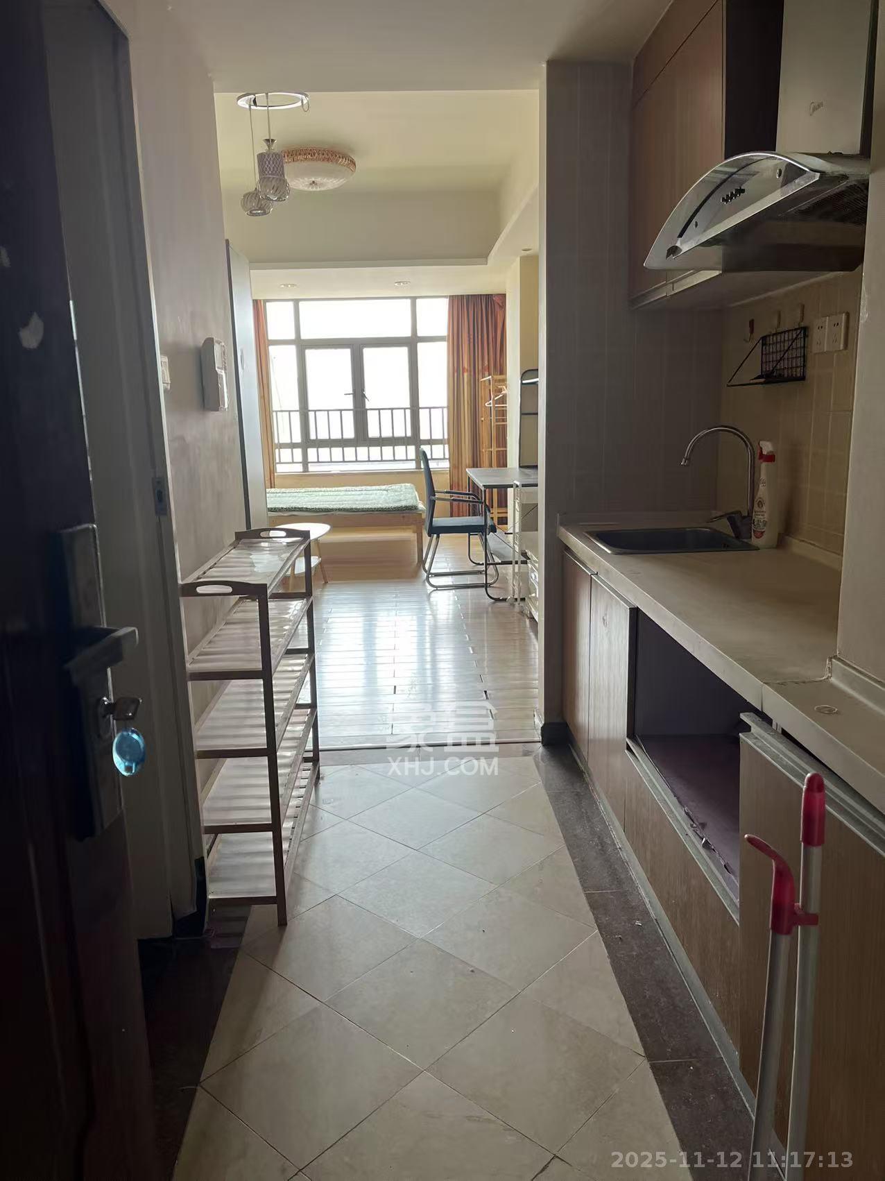 米兰春天  1室1厅1卫    1000.0元/月室内图