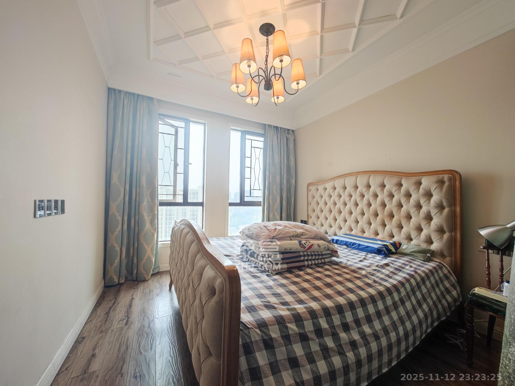 欧莱雅郡 3室2厅1卫 70.0万 欧莱雅郡 3室2厅1卫 70.0万卧室