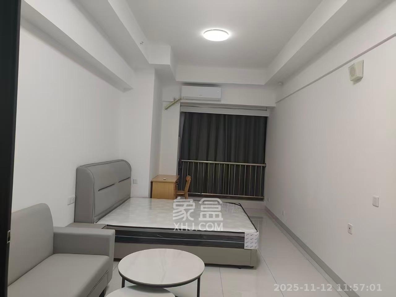 恒大誉府（融誉商业中心）  1室1厅1卫    1800.0元/月室内图