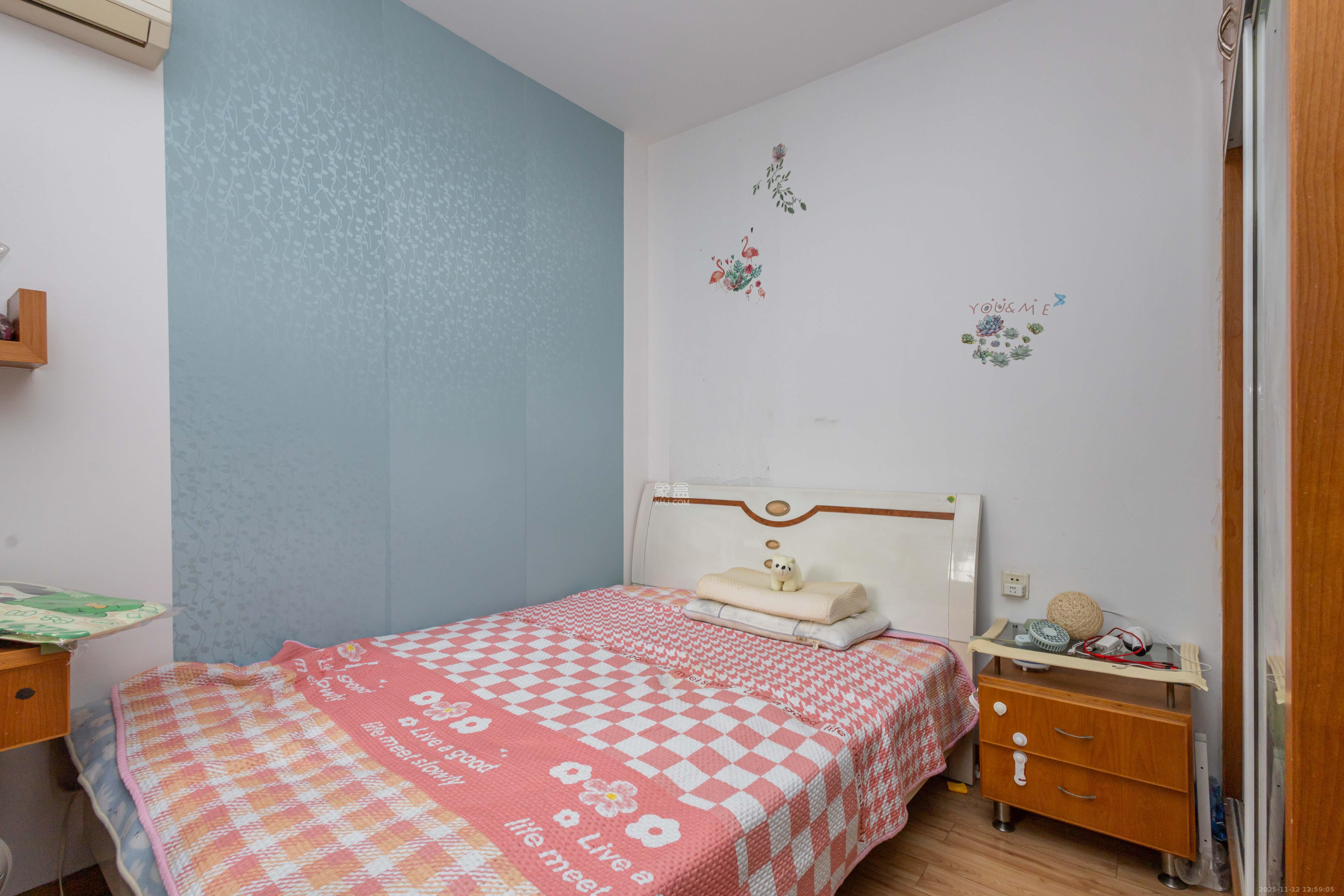 方略潇邦  2室2厅1卫    50.0万卧室