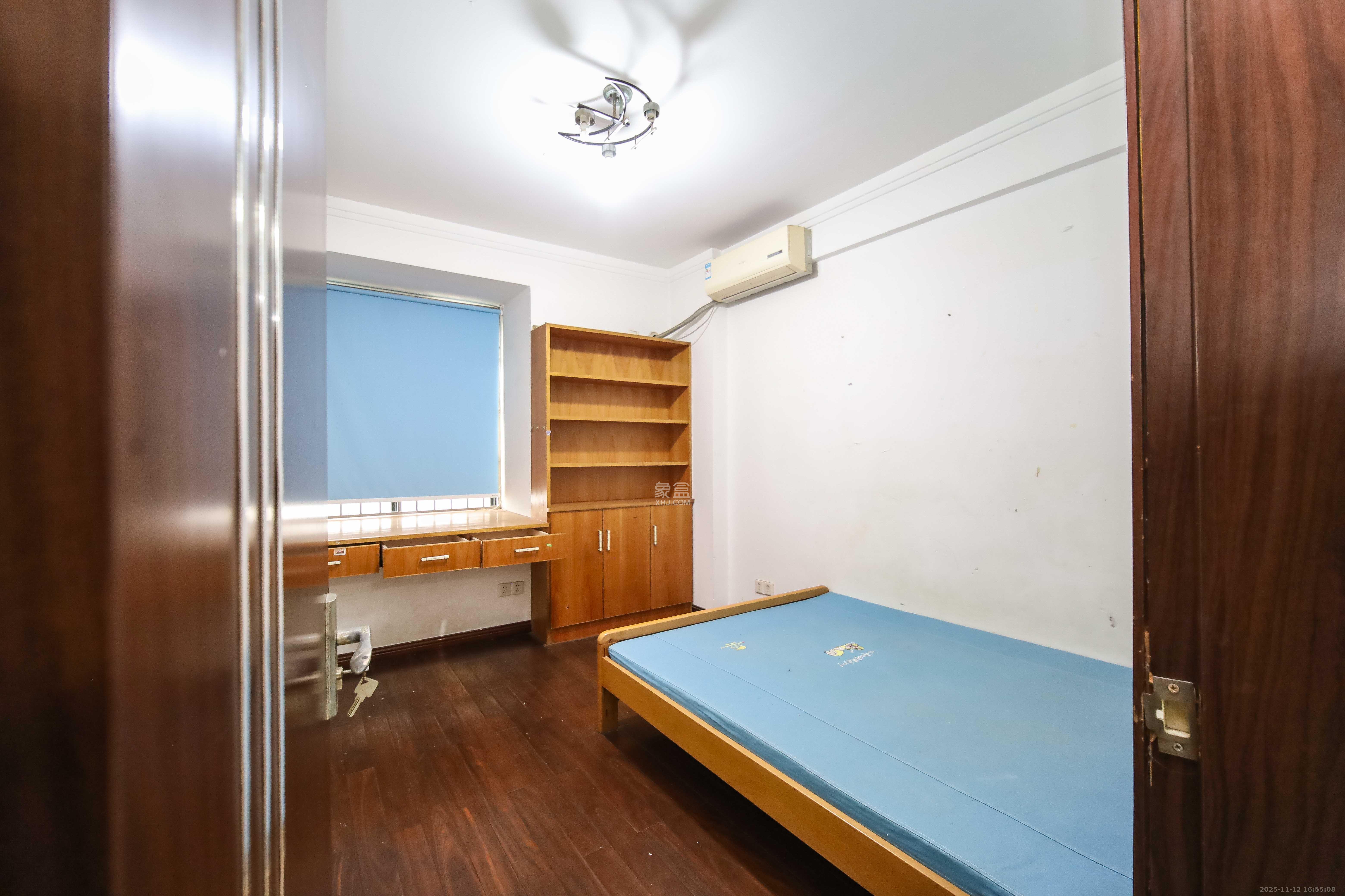 浏阳河畔家园 3室2厅2卫 90.0万 浏阳河畔家园 3室2厅2卫 90.0万卧室