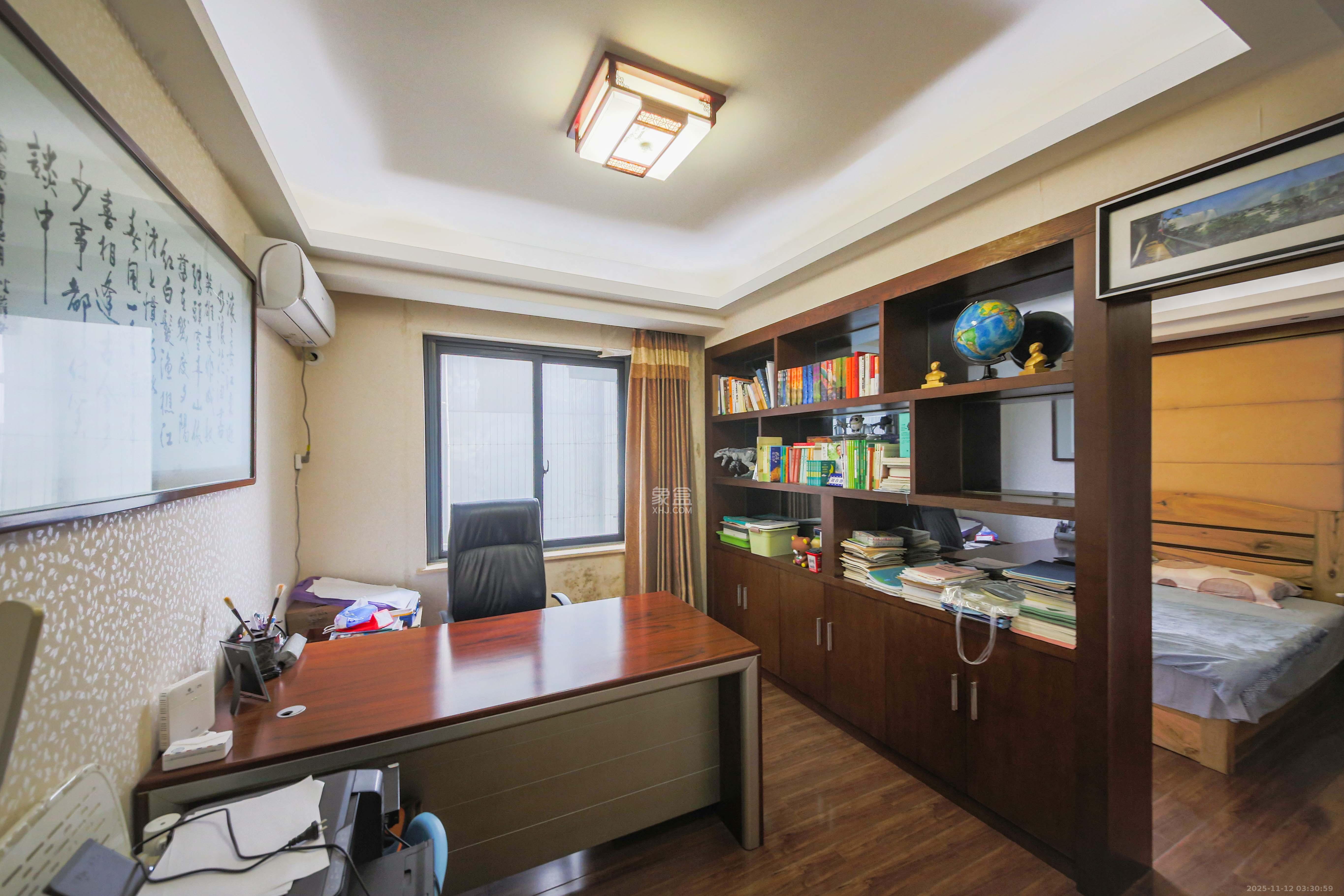 上庭苑 2室2厅2卫 92.0万 上庭苑 2室2厅2卫 92.0万卧室