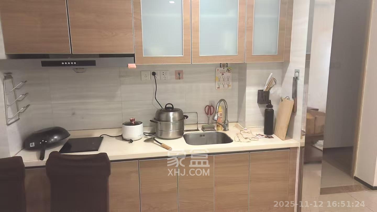 恒大翡翠华庭 2室2厅1卫 2000.0元/月 恒大翡翠华庭 2室2厅1卫 2000.0元/月室内图