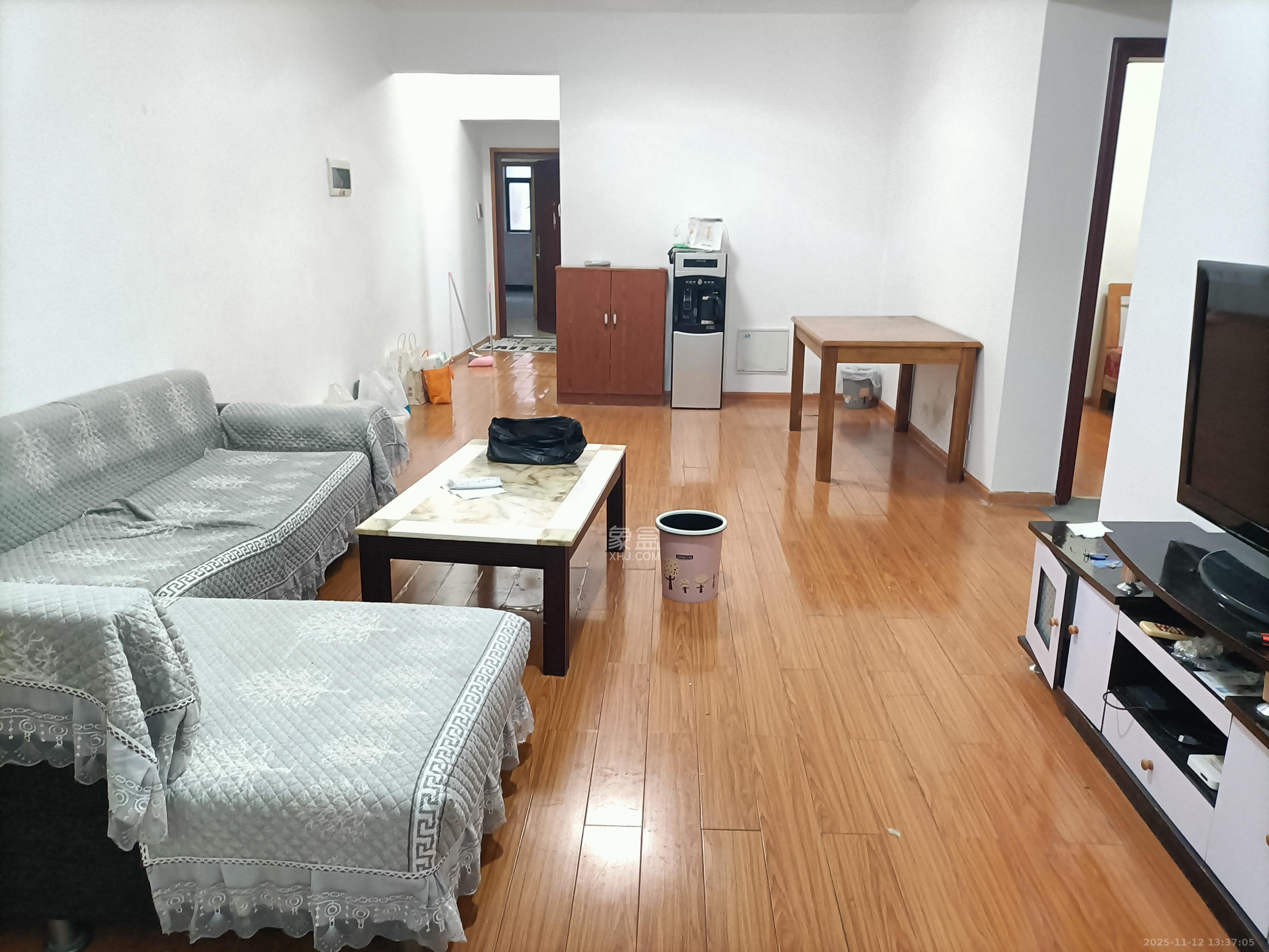 天骄福邸  2室2厅1卫    2100.0元/月