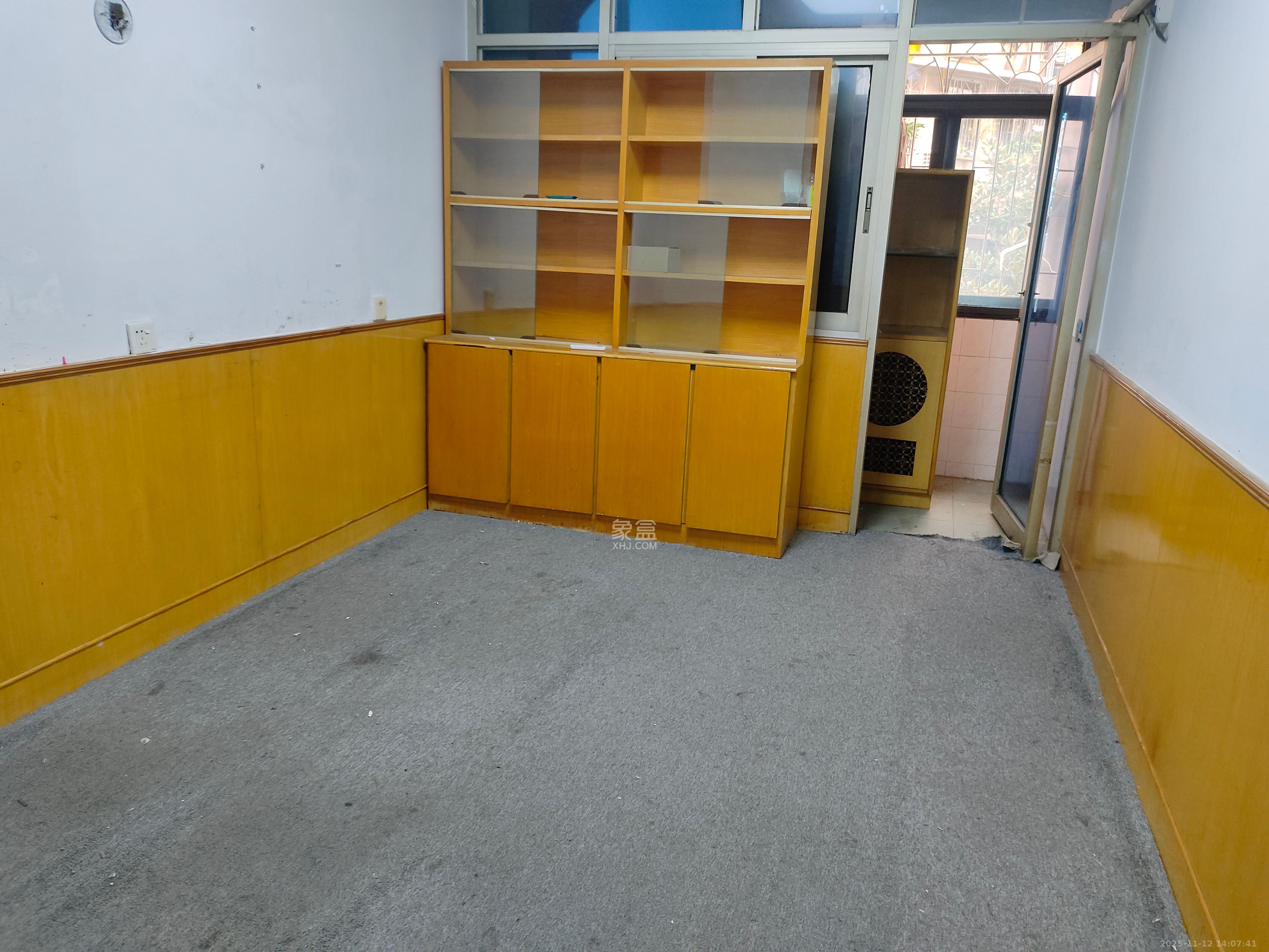 长鑫美树园  3室2厅1卫    2200.0元/月室内图