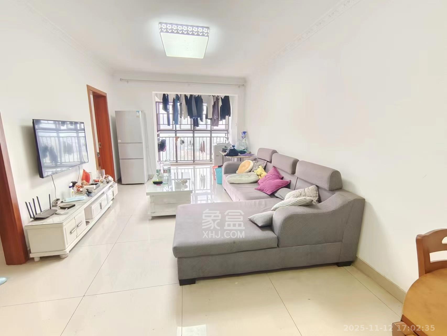 北辰中央公园C区  3室2厅1卫    2300.0元/月