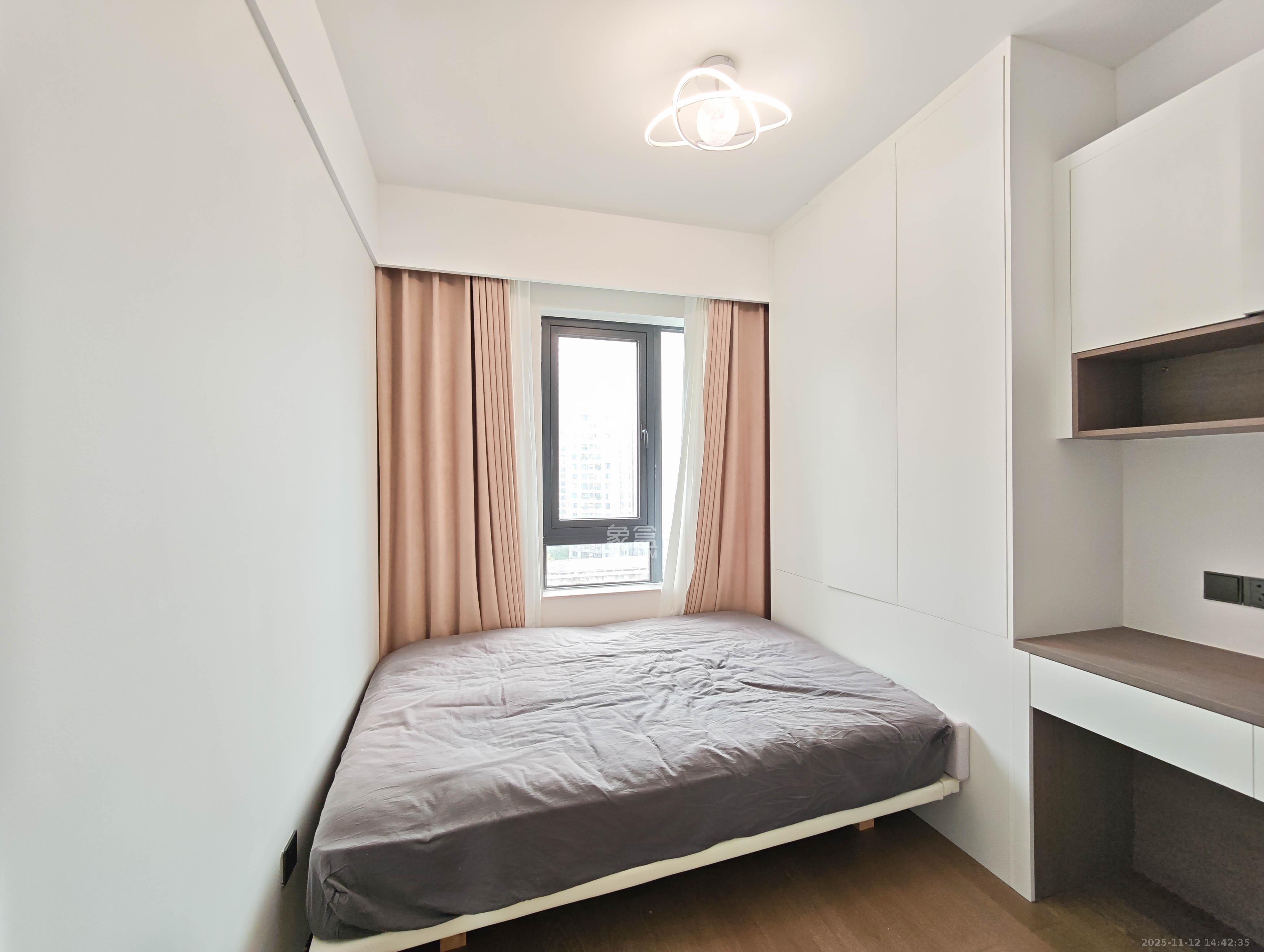 万科魅力之城 4室2厅2卫 139.0万 万科魅力之城 4室2厅2卫 139.0万卧室