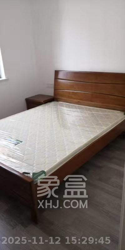 紫华郡  3室2厅2卫    2100.0元/月