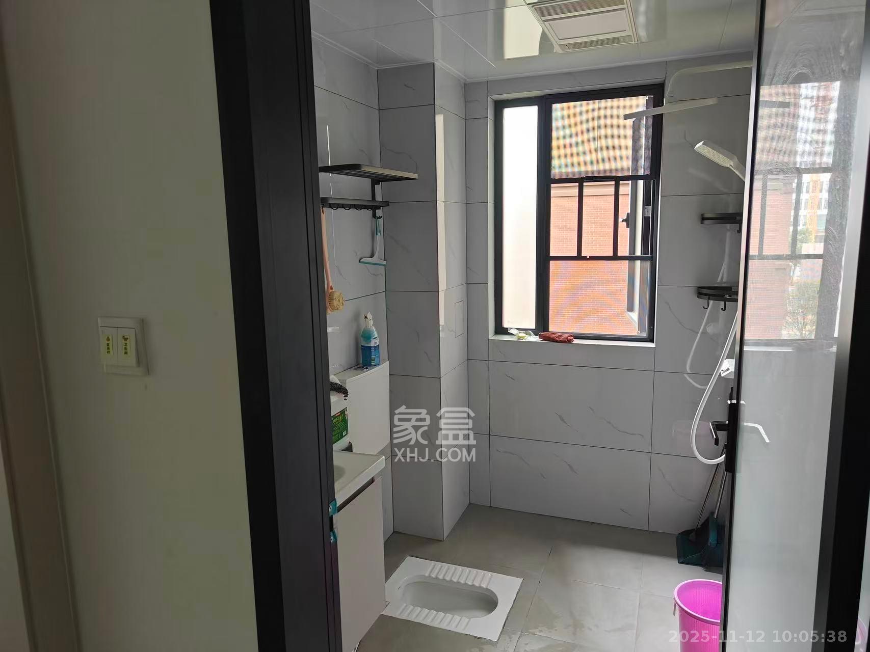 学士翰林苑 2室1厅1卫 1600.0元/月 学士翰林苑 2室1厅1卫 1600.0元/月室内图