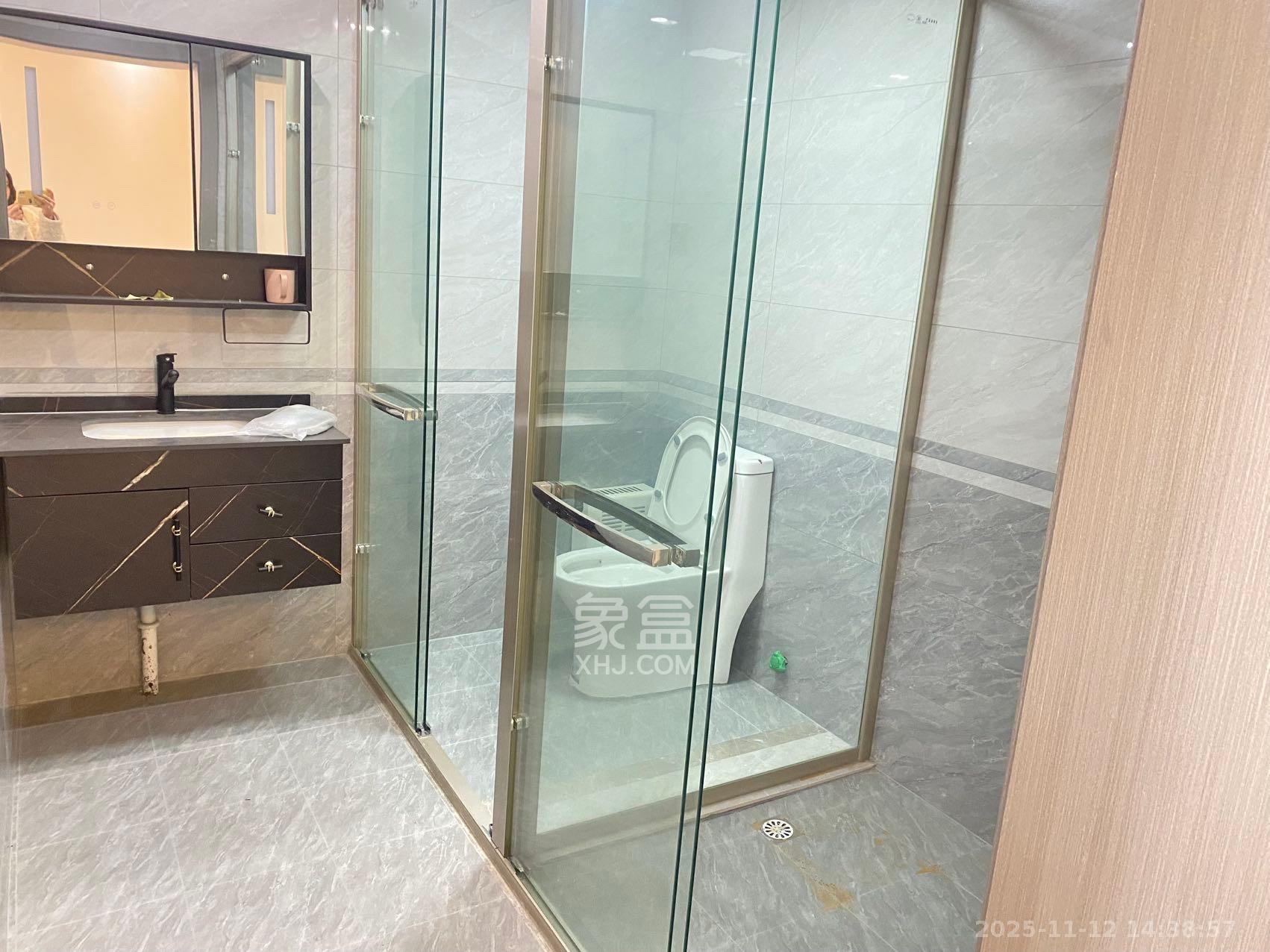 怡海星城  2室1厅1卫    1400.0元/月室内图