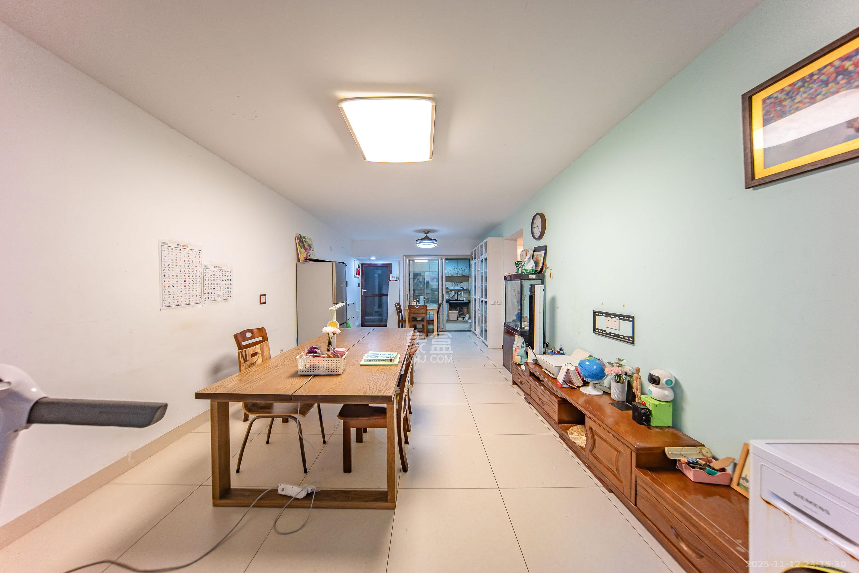 华润橡树湾  1室2厅1卫    75.0万