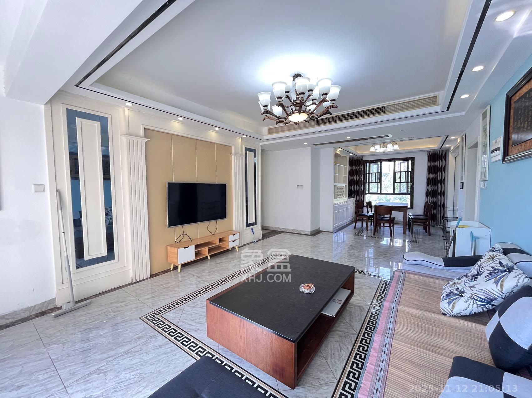 五矿沁园金城(春和景园) 4室2厅2卫 3200.0元/月 五矿沁园金城(春和景园) 4室2厅2卫 3200.0元/月室内图