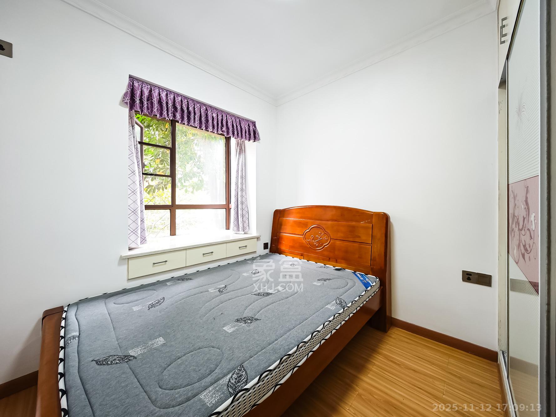 山语城二期  2室1厅1卫    58.0万卧室