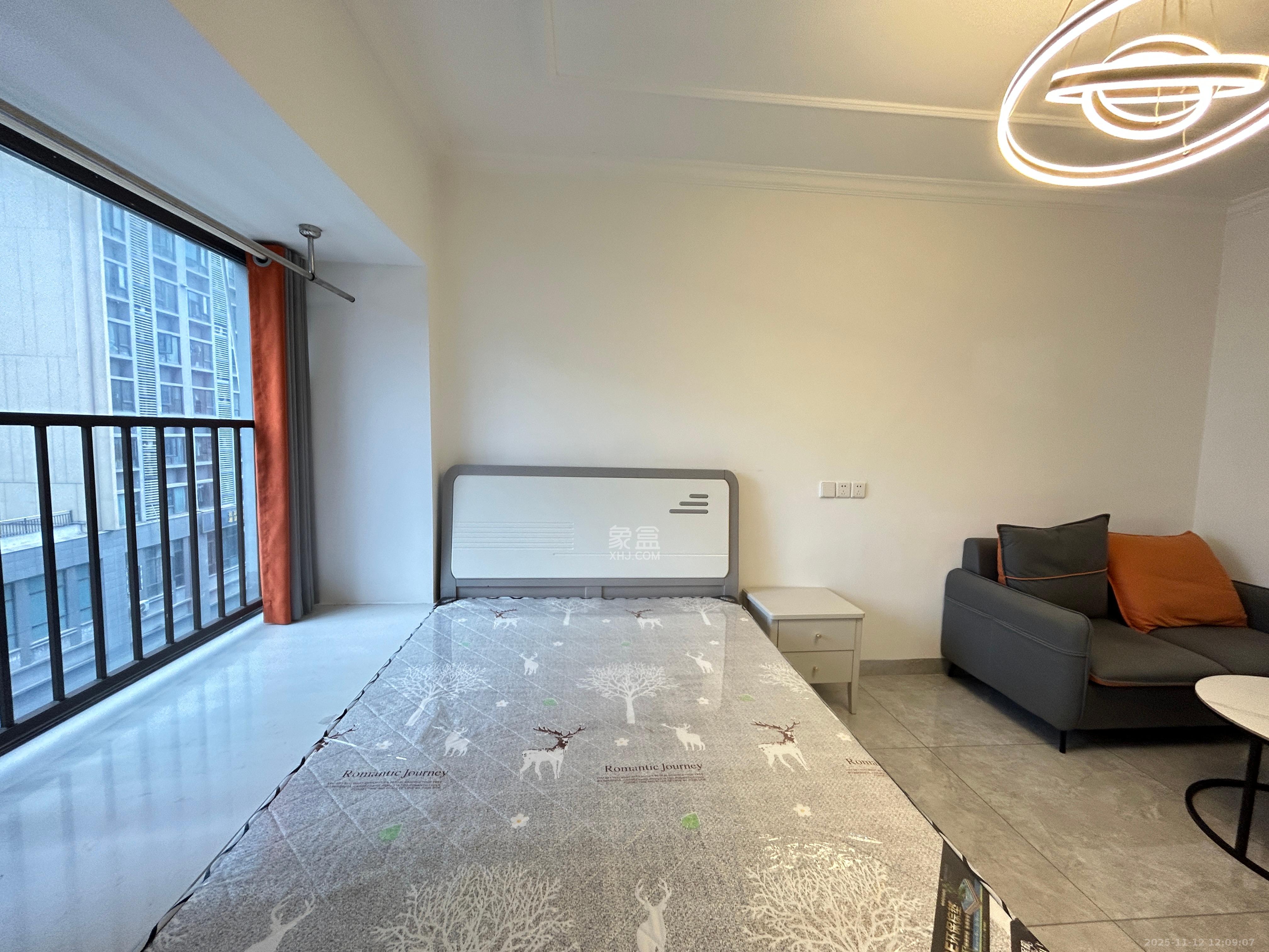 奥园城市天骄一期  1室1厅1卫    1500.0元/月室内图