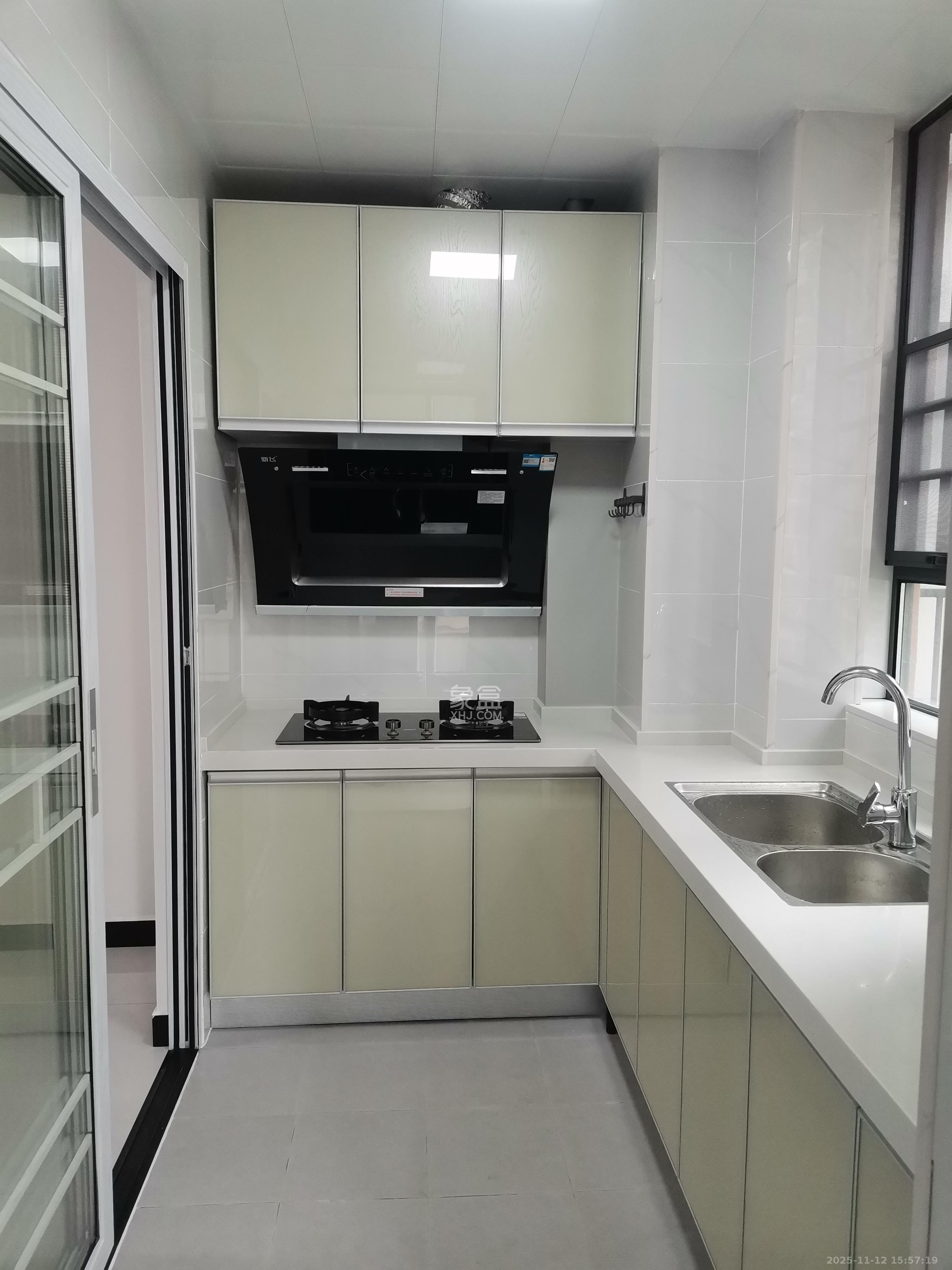 伊景园滨河苑  3室1厅2卫    2600.0元/月室内图