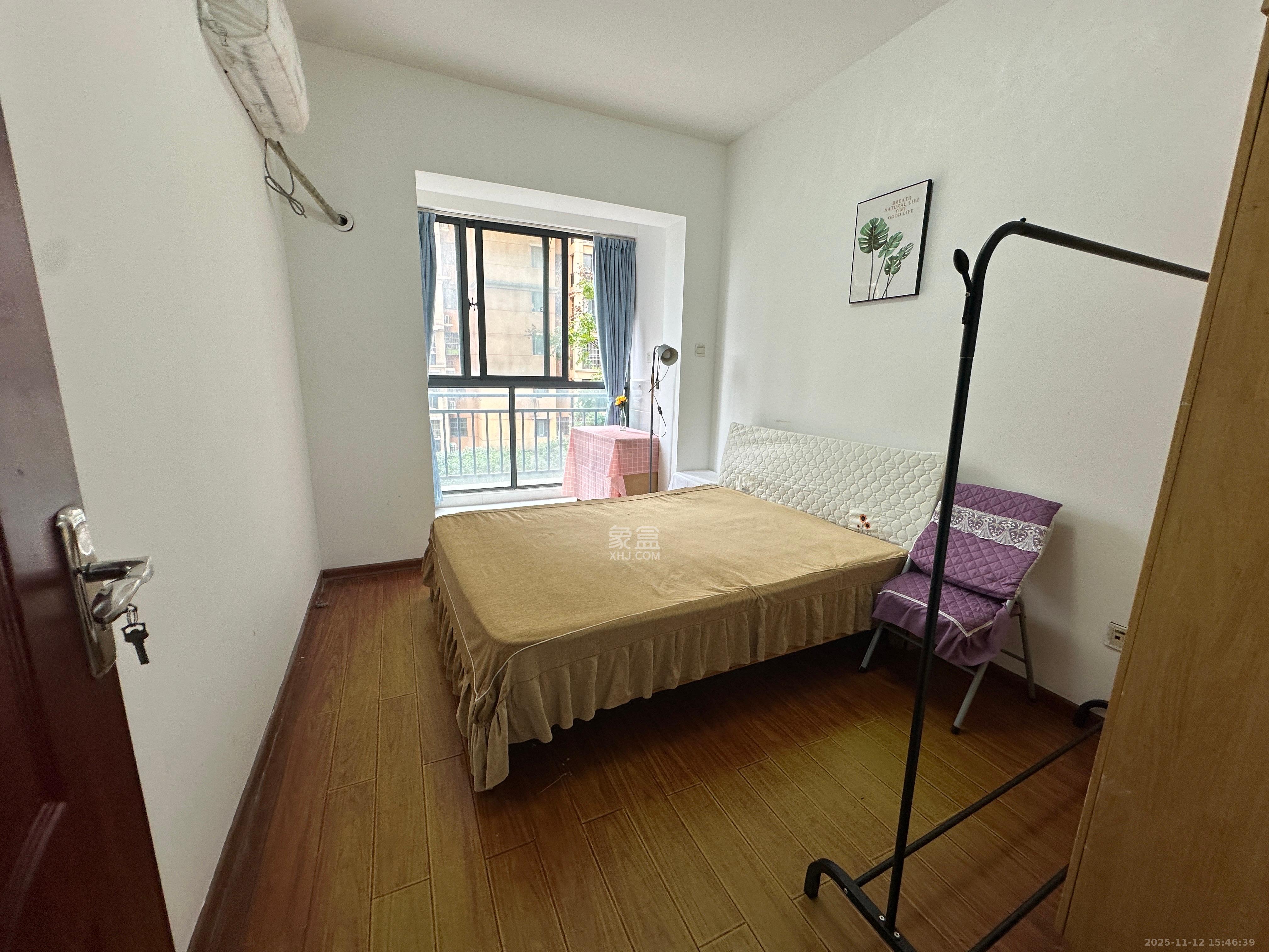 翡翠华庭  2室2厅1卫    1800.0元/月室内图