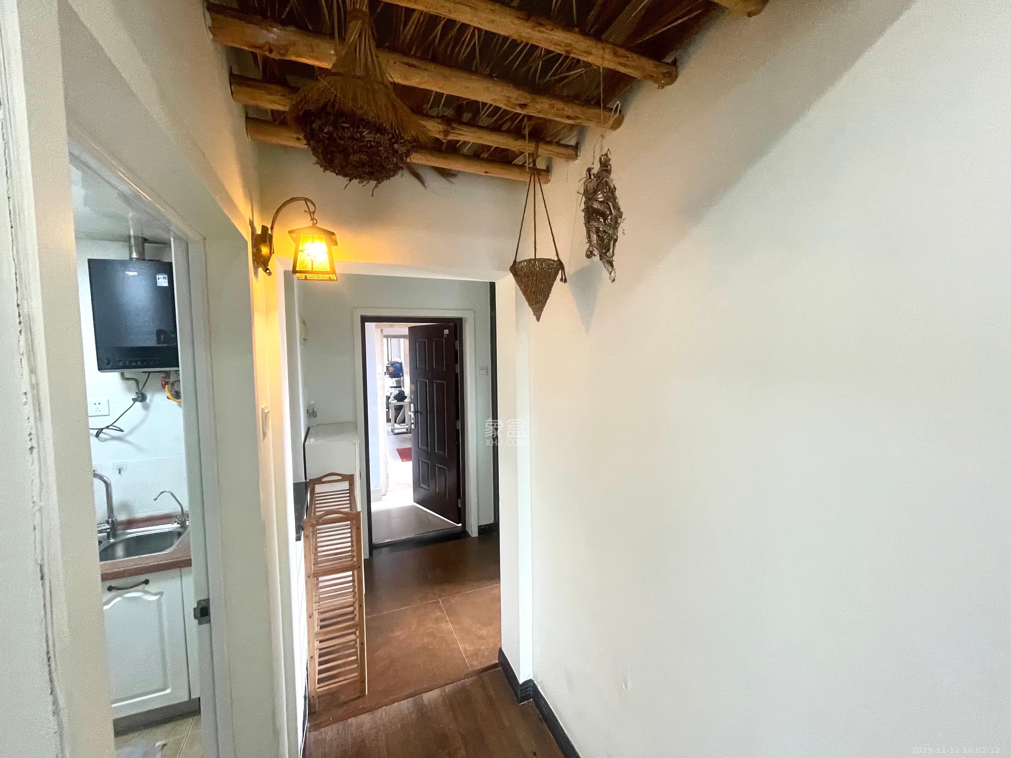 华润凤凰城一期  2室1厅1卫    1700.0元/月室内图