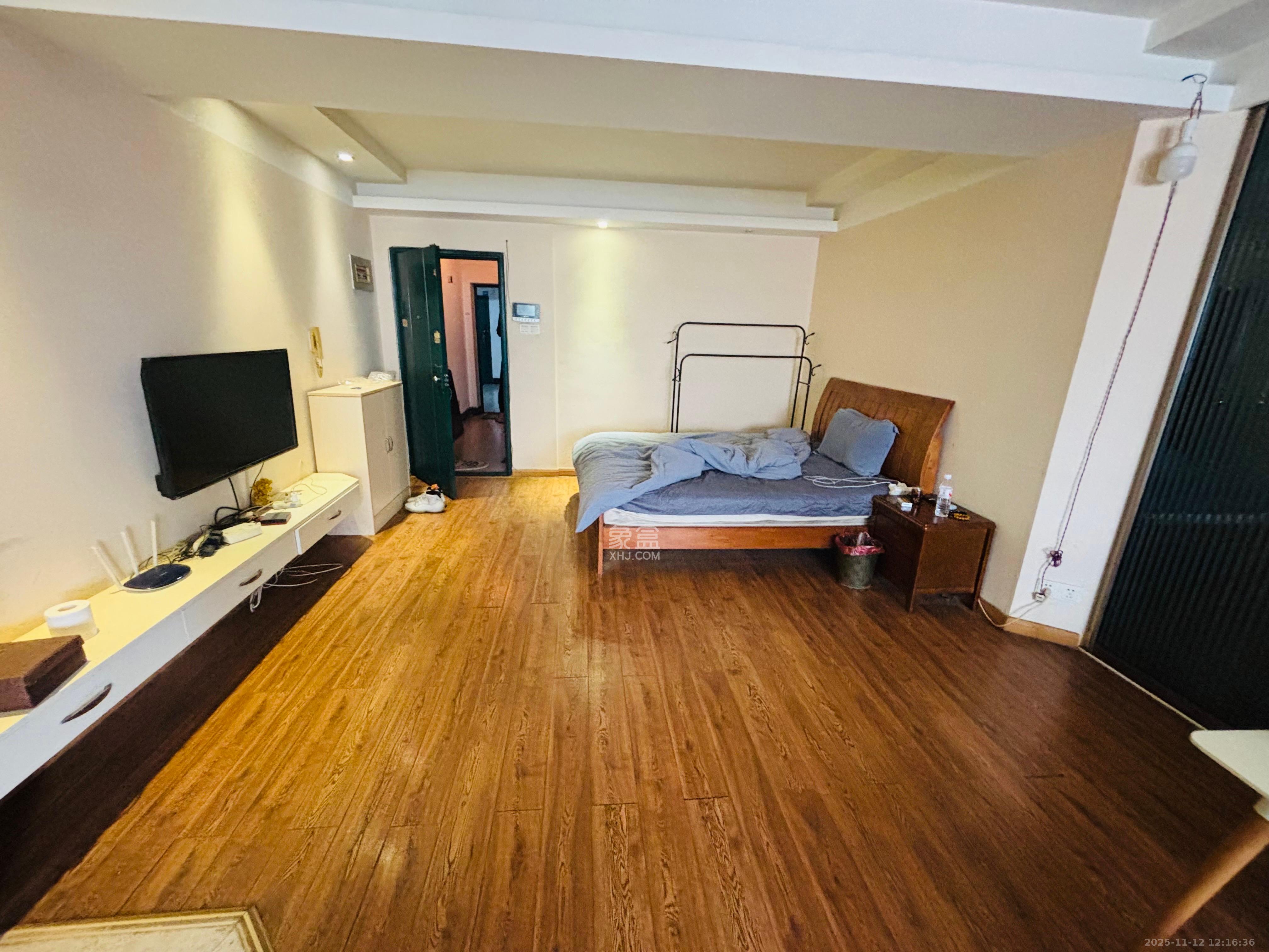 森宇佳园  1室1厅1卫    1500.0元/月