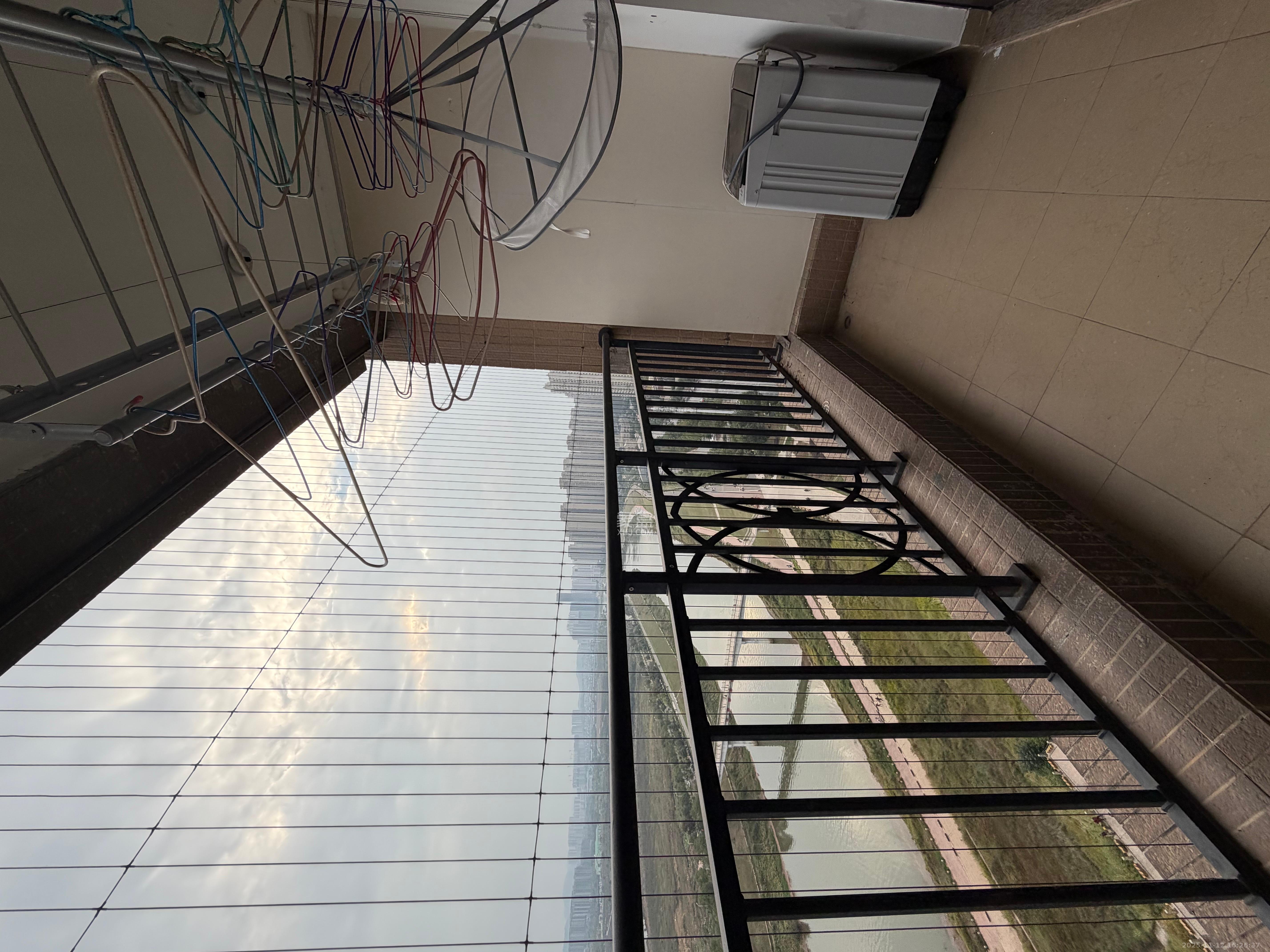 中海国际一期 3室2厅2卫 1800.0元/月 中海国际一期 3室2厅2卫 1800.0元/月室内图