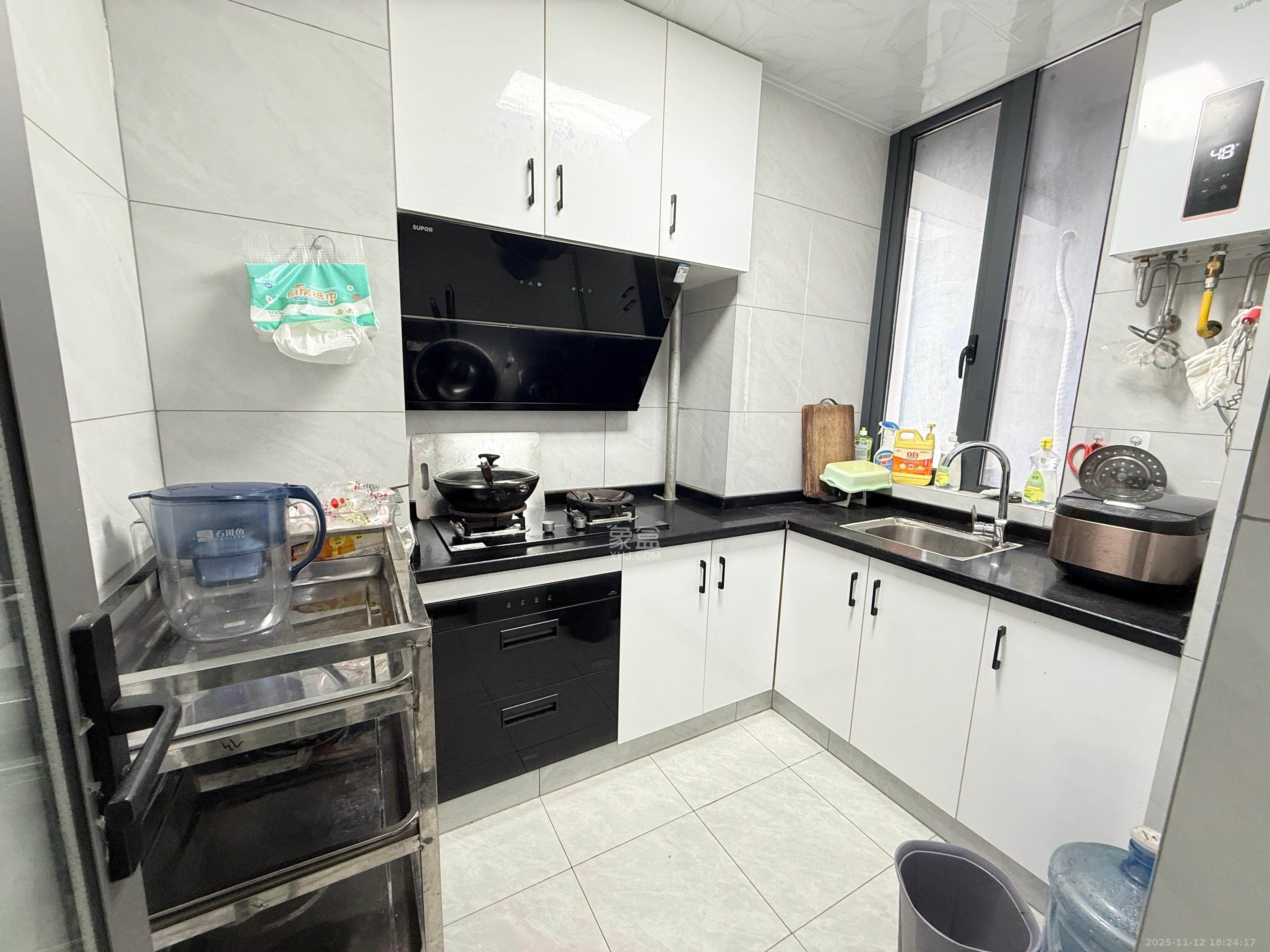 万润时光里 2室1厅1卫 2800.0元/月 万润时光里 2室1厅1卫 2800.0元/月室内图