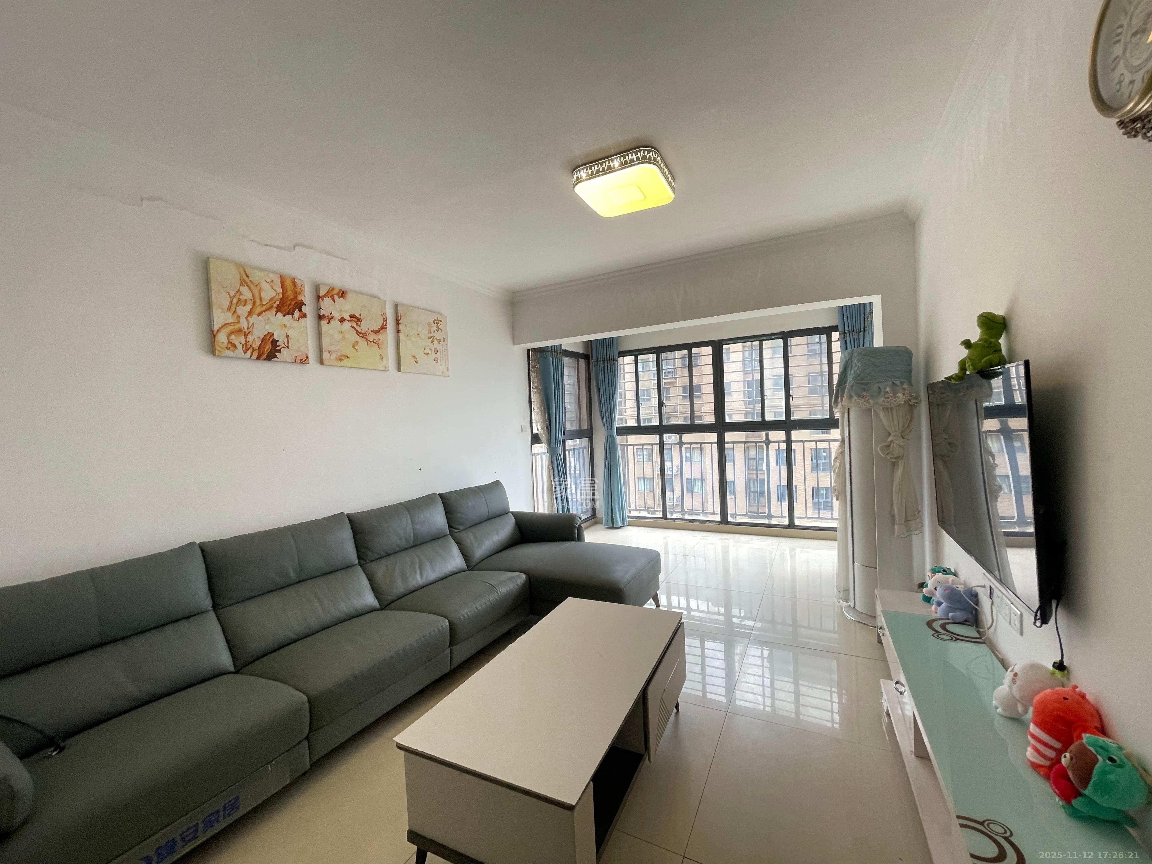 兴隆景苑 2室1厅1卫 2200.0元/月 兴隆景苑 2室1厅1卫 2200.0元/月室内图