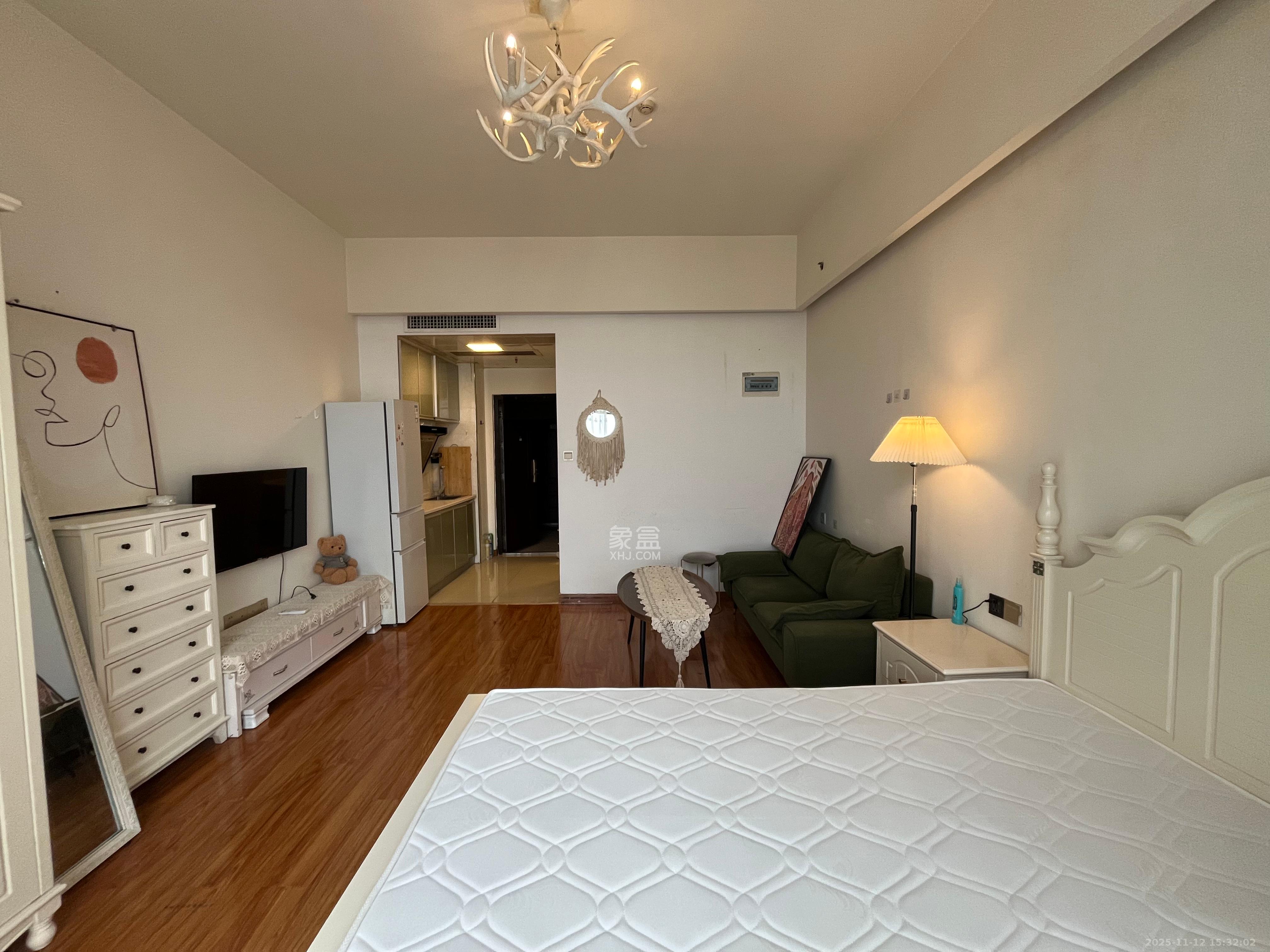 红橡华园(菲莎公馆)  1室1厅1卫    1500.0元/月室内图