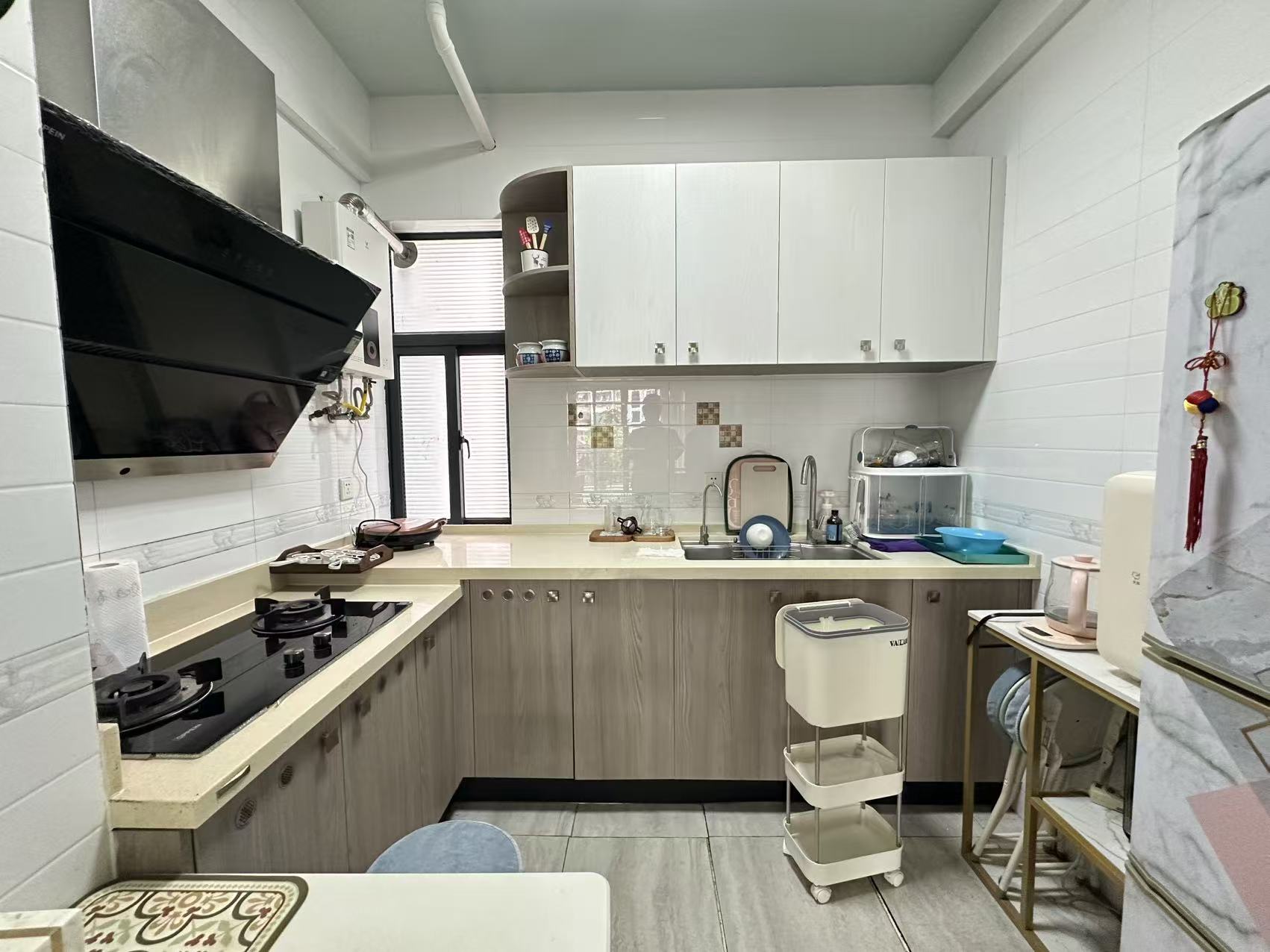 翠景园 2室2厅1卫 2300.0元/月 翠景园 2室2厅1卫 2300.0元/月室内图