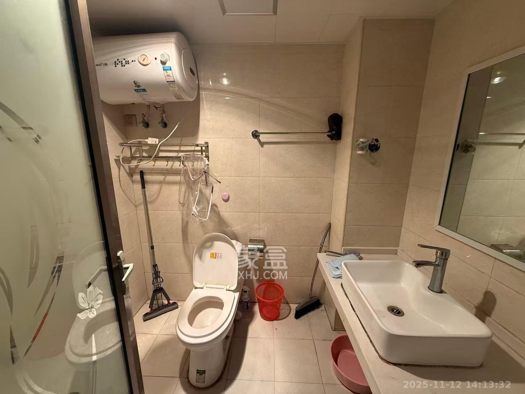 蓝湾国际广场  1室1厅1卫    1400.0元/月室内图