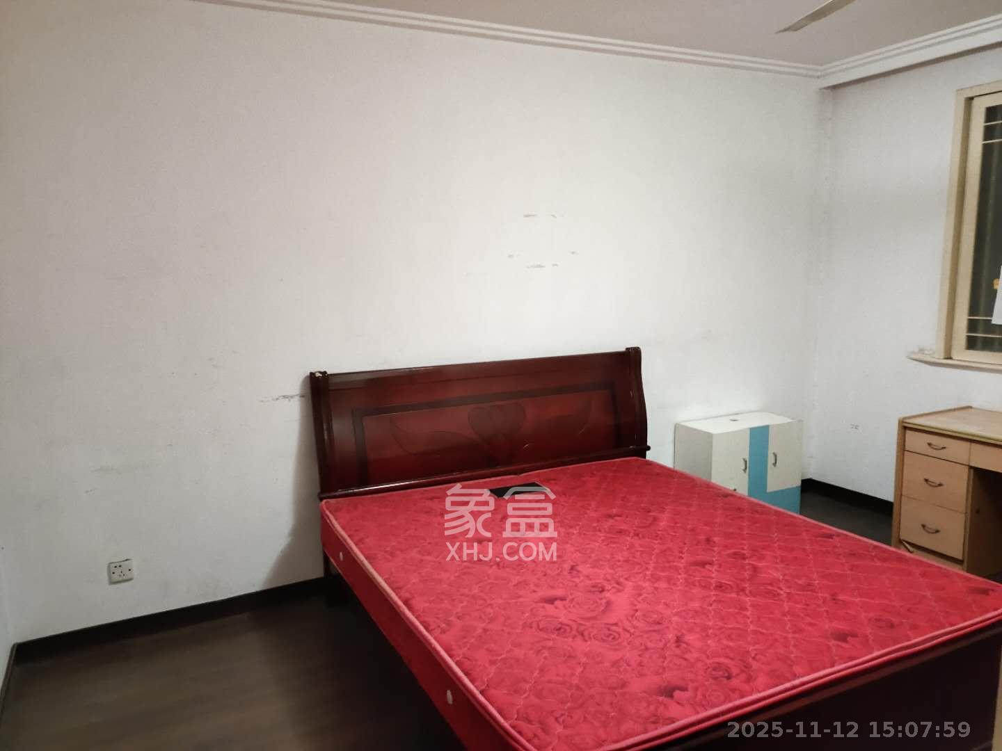 新世纪家园  2室2厅1卫    1800.0元/月室内图