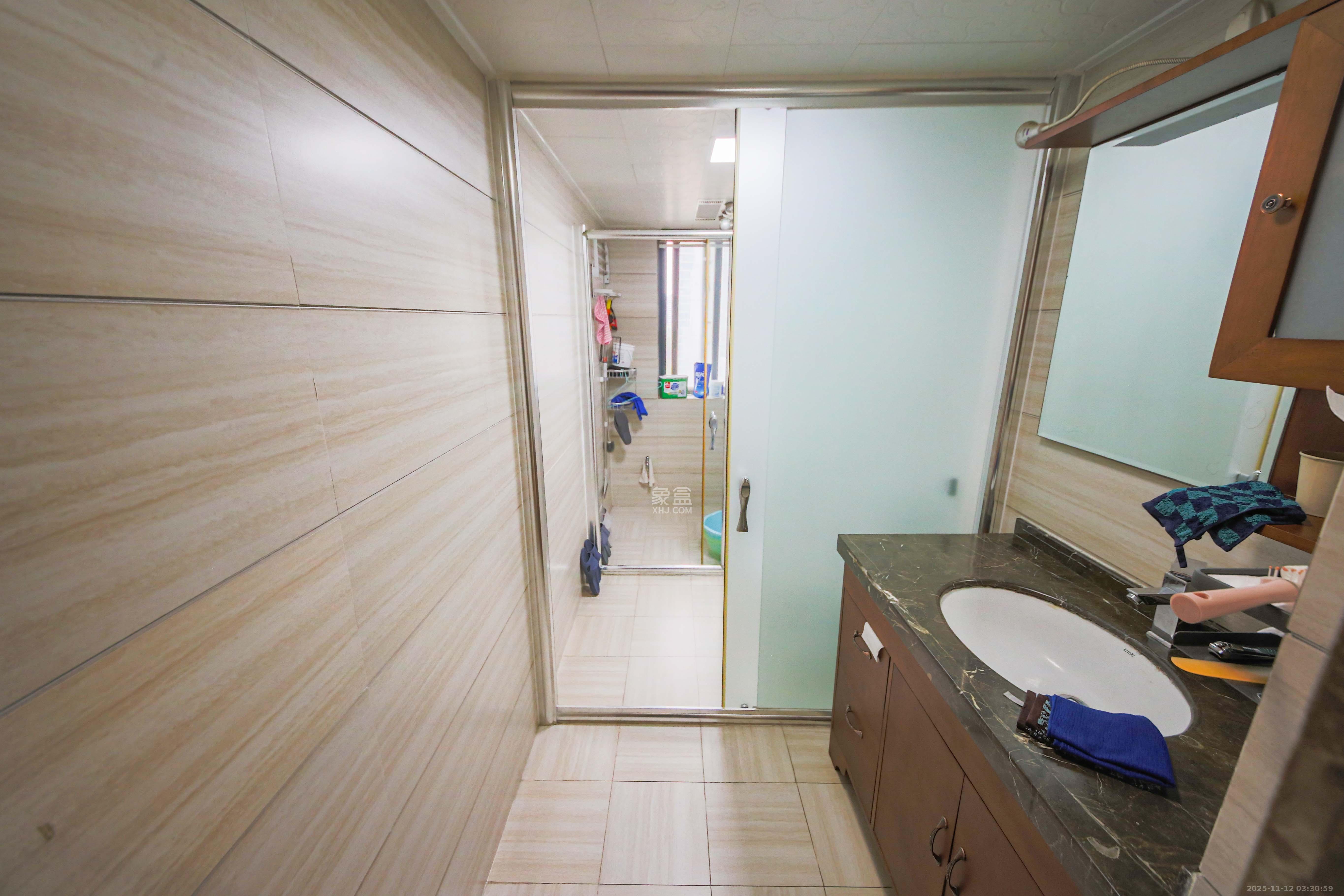 上庭苑 2室2厅2卫 92.0万 上庭苑 2室2厅2卫 92.0万卫生间