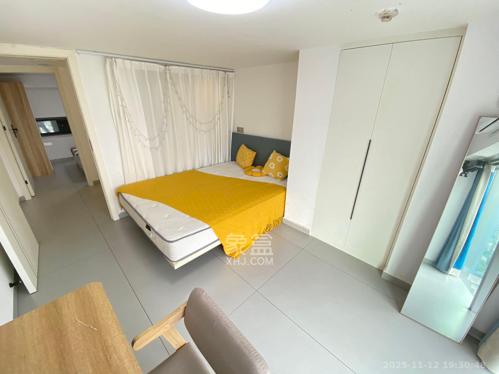 卓越伊景寓  2室1厅1卫    2200.0元/月室内图