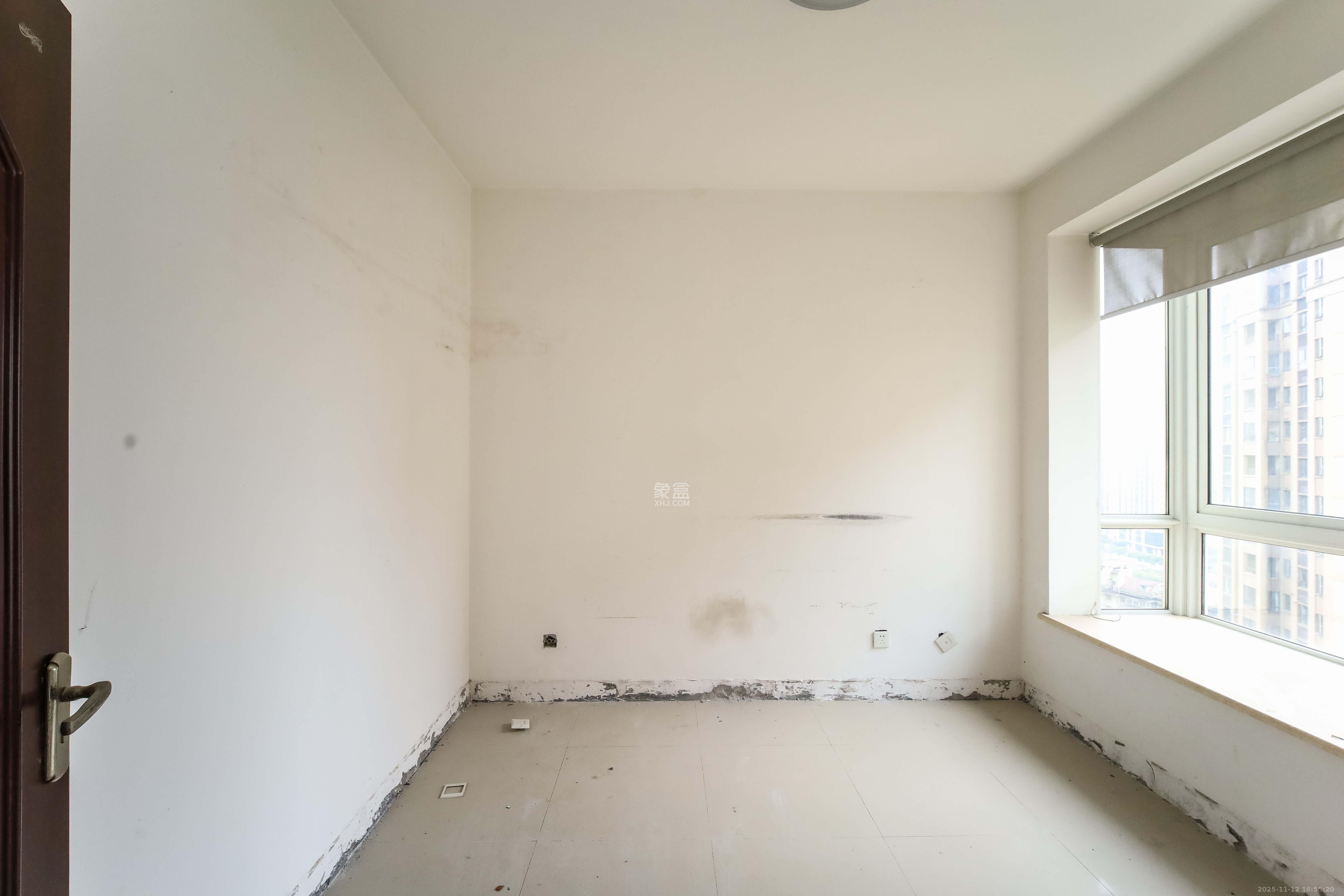 汇都公寓 3室2厅1卫 71.0万 汇都公寓 3室2厅1卫 71.0万卧室