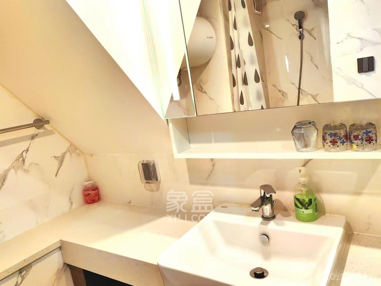 达美寰宇中心  2室1厅1卫    3200.0元/月室内图