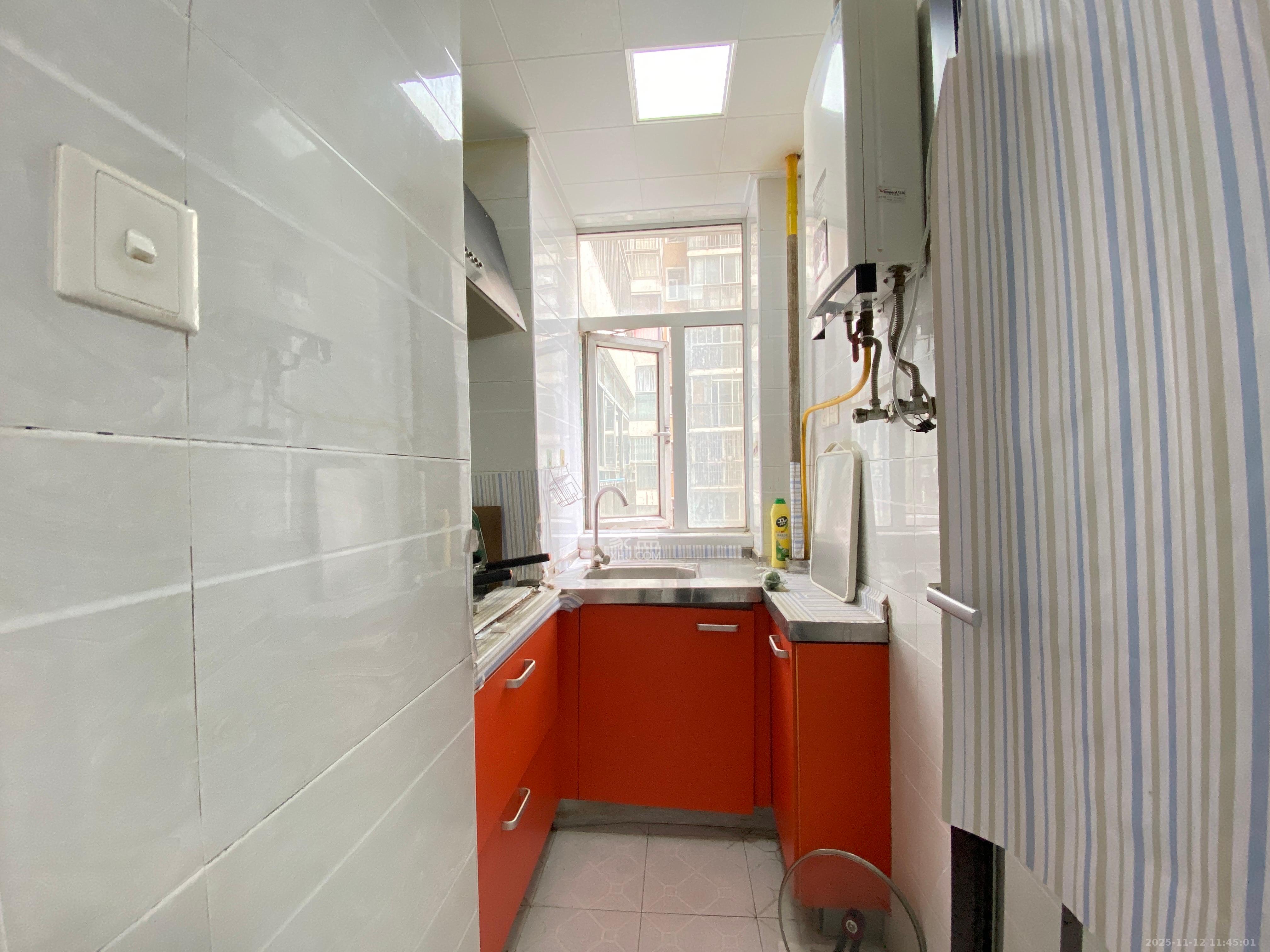 凯通国际城（凯通朝庭）  2室1厅1卫    2100.0元/月室内图