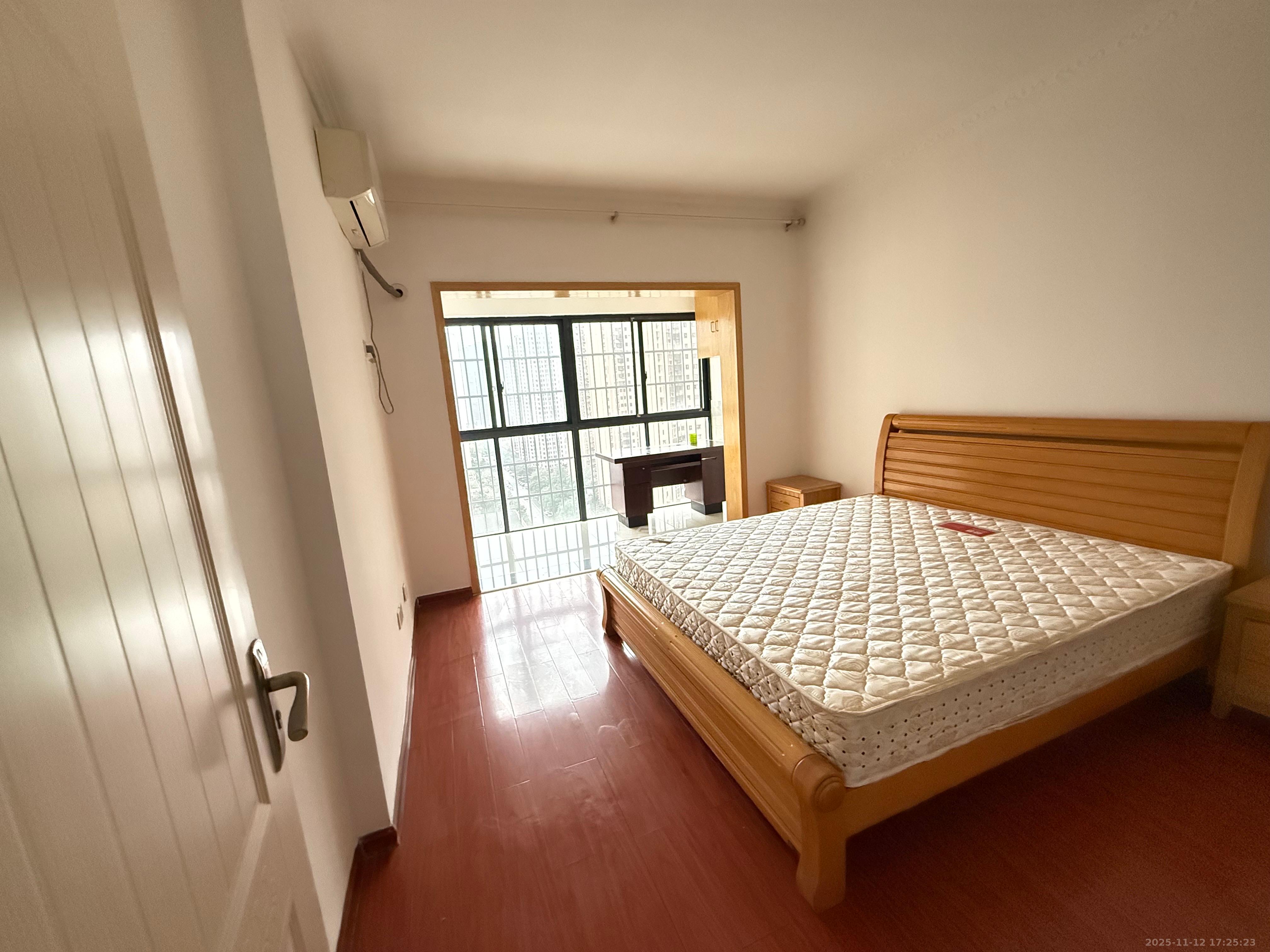 家和苑（原梅溪湖保障性住房一期）  3室2厅1卫    2300.0元/月室内图