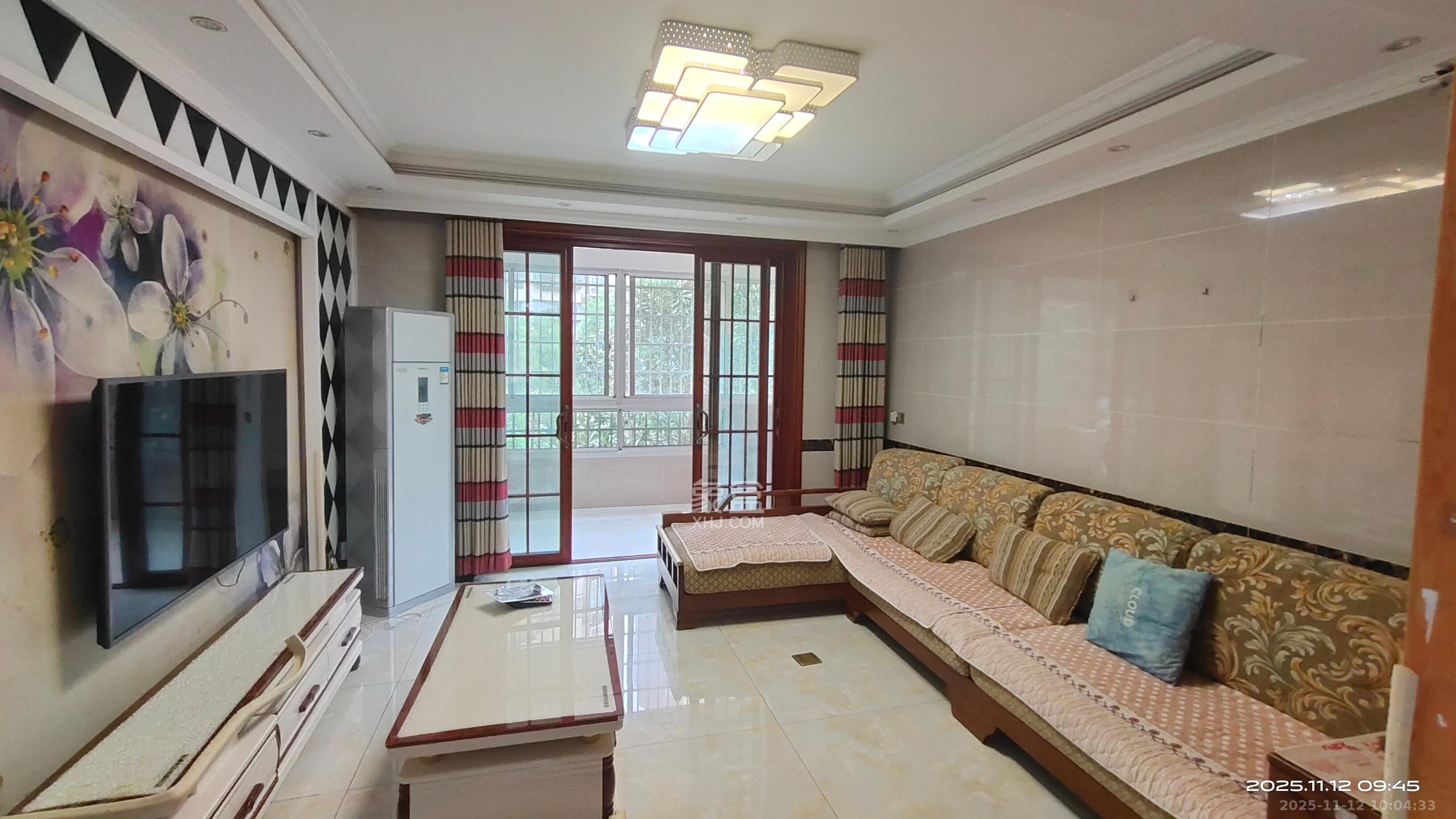 黎郡新宇熙春园  3室2厅1卫    2000.0元/月