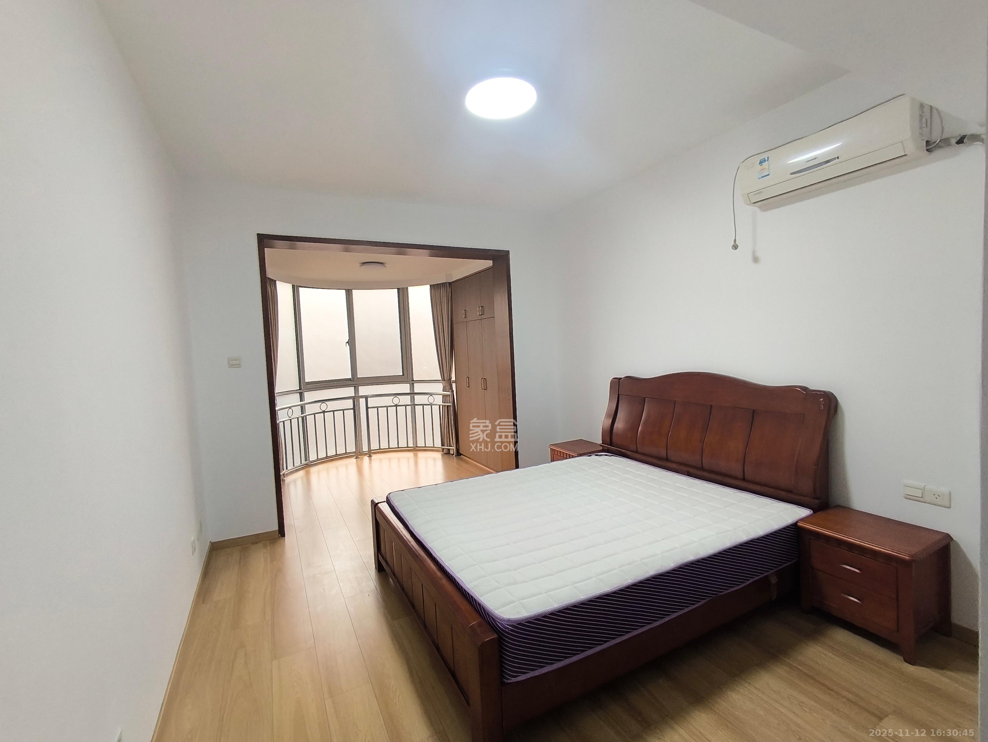 湖南省体育局单位宿舍(省体总会宿舍) 3室2厅2卫 4100.0元/月 湖南省体育局单位宿舍(省体总会宿舍) 3室2厅2卫 4100.0元/月室内图