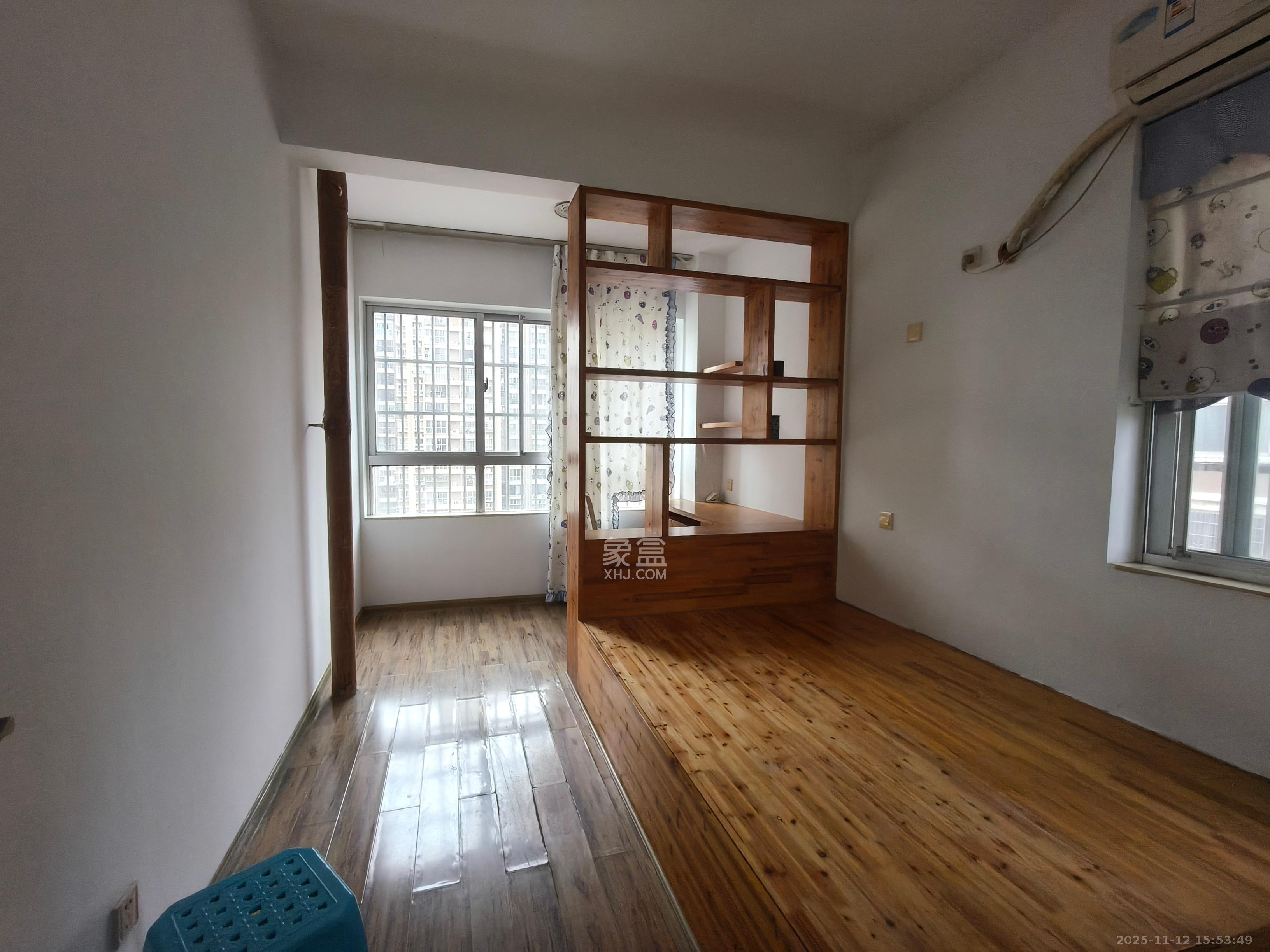 上河国际B座 1室2厅2卫 2200.0元/月 上河国际B座 1室2厅2卫 2200.0元/月室内图