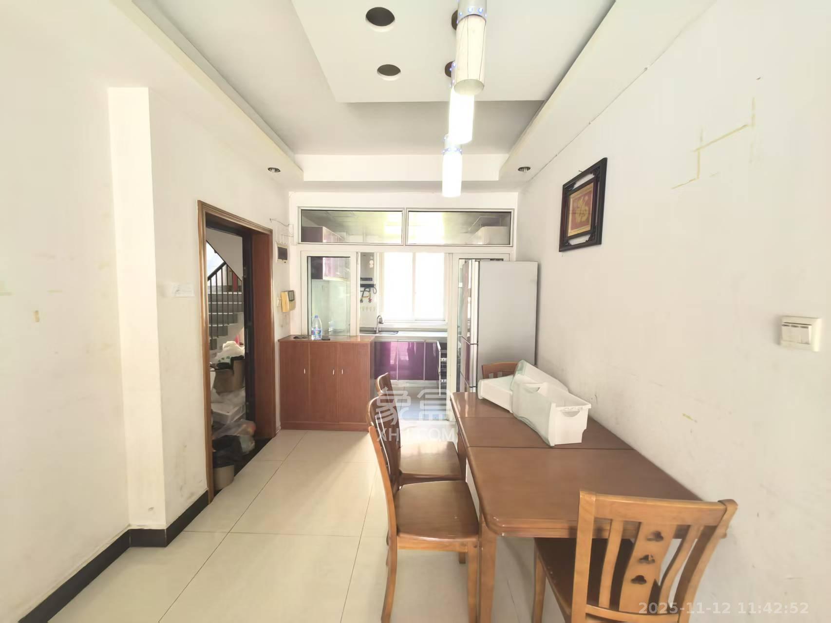 万丽景园  2室2厅1卫    1600.0元/月室内图